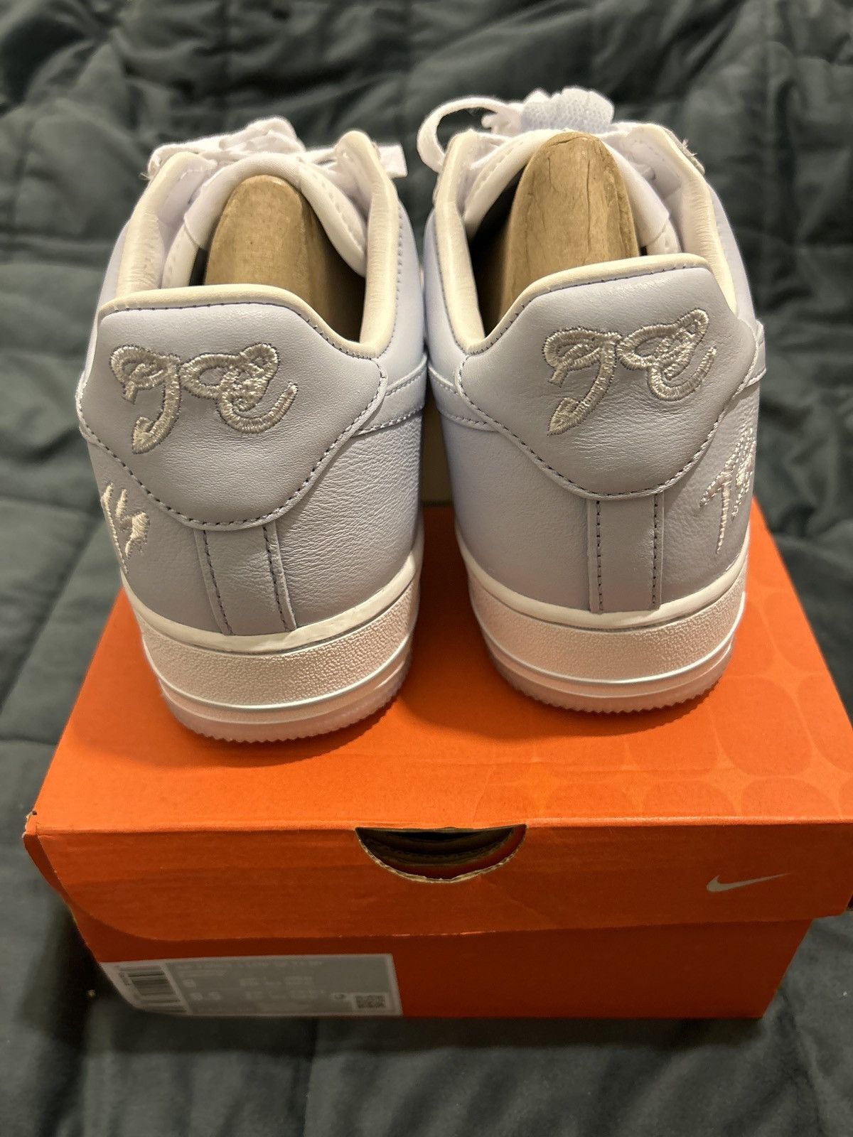 Nike Nike x Terror Squad Air Force 1 “Loyalty” Size US 8 / EU 41 - 4 Thumbnail