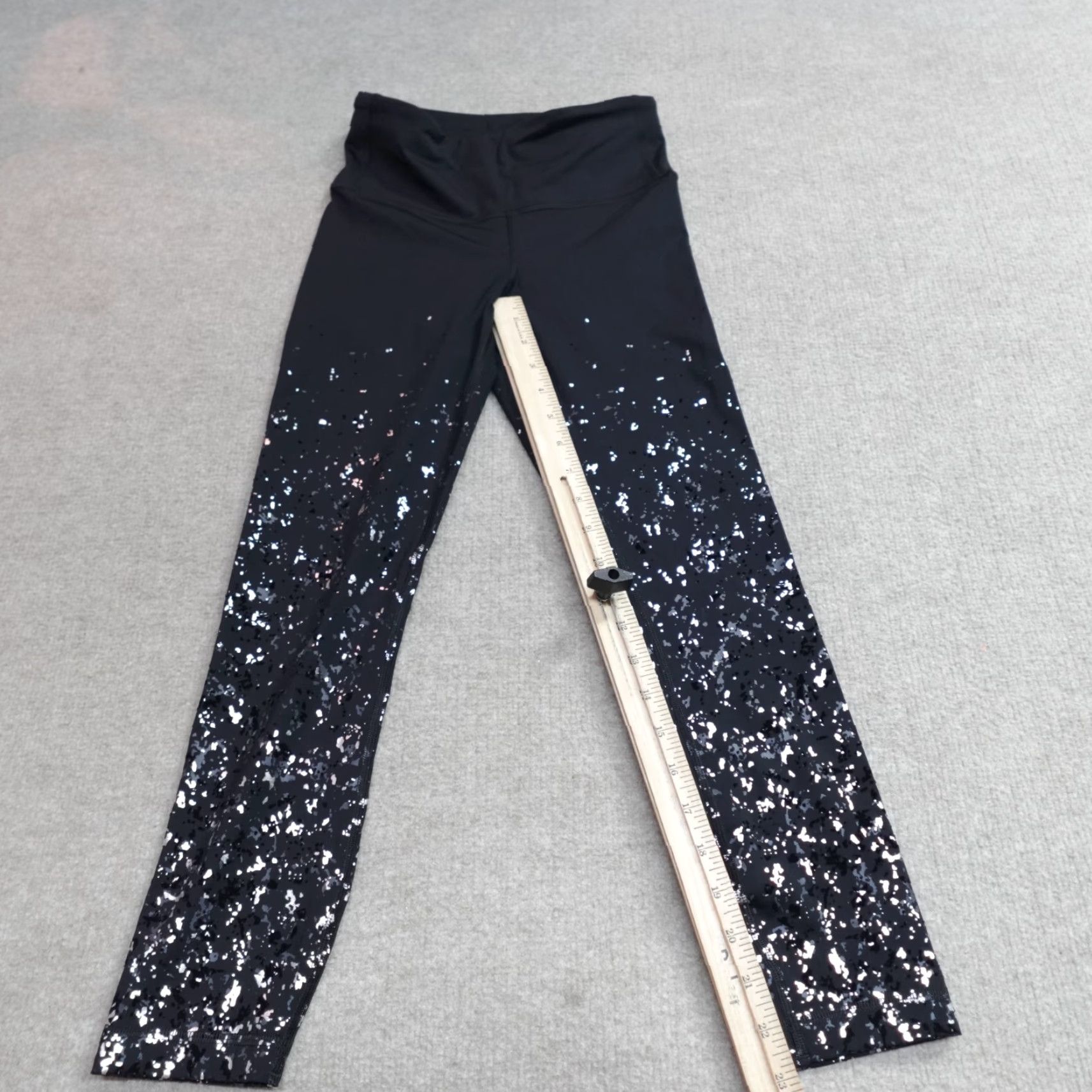 Lululemon Lululemon Leggings XS Black Metallic Speed Wunder Crop 23" Cropped Geometric Activewear Women Size 26" / US 2 / IT 38 - 5 Thumbnail