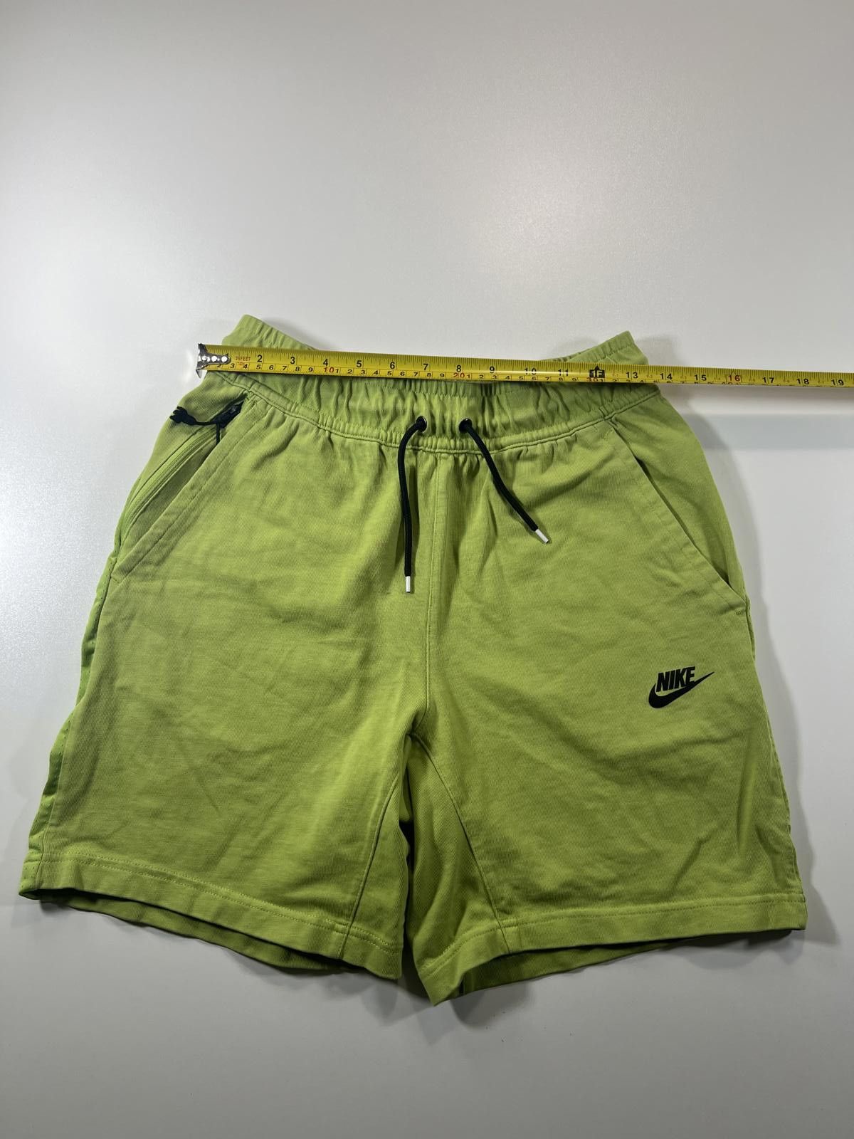 Nike Nike Green Cotton Casual Shorts Size Small Size US 30 / EU 46 - 4 Thumbnail
