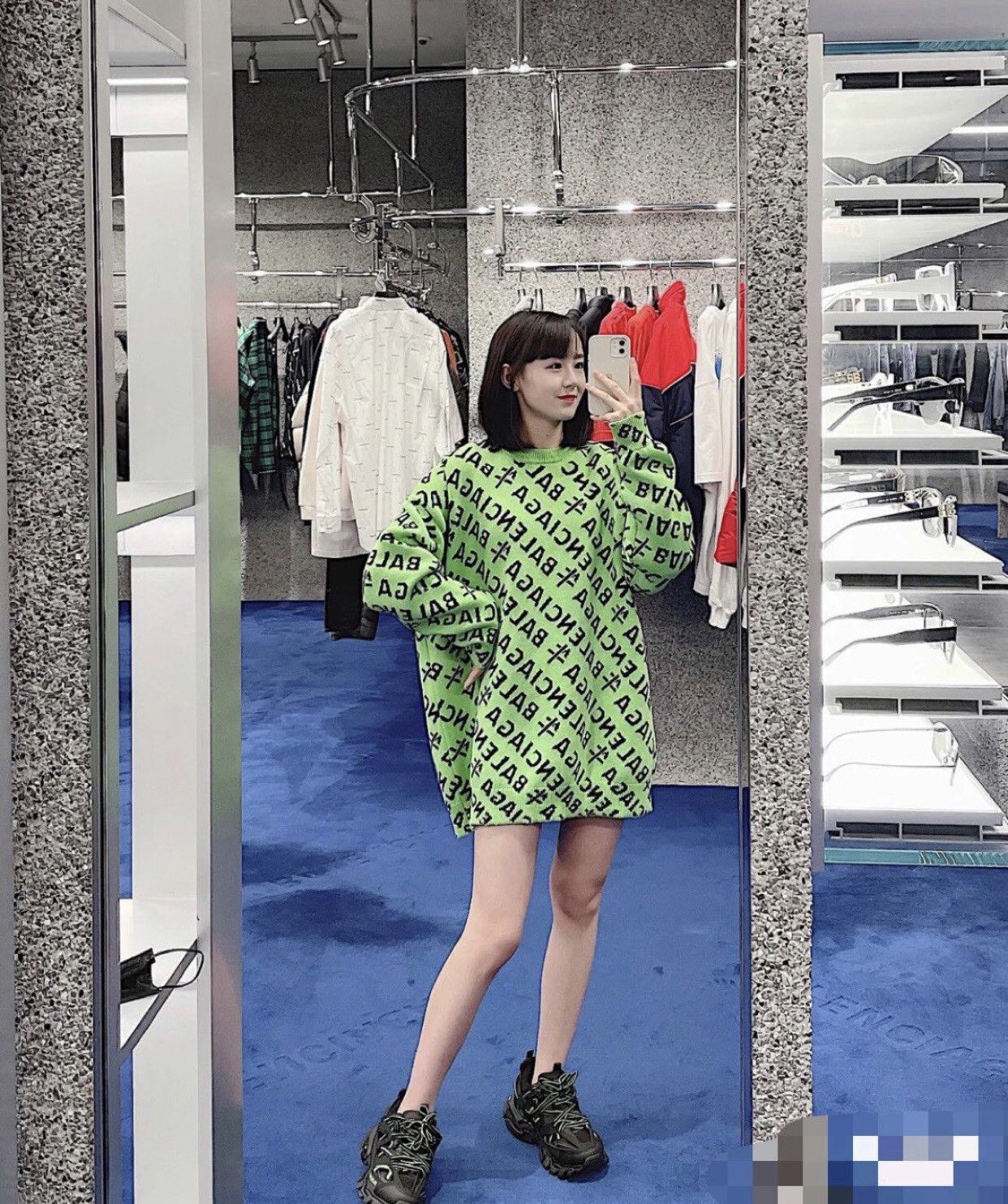Balenciaga BALENCIAGA Year of the Ox Limited Green Full logo Sweater Size US XS / EU 42 / 0 - 7 Thumbnail