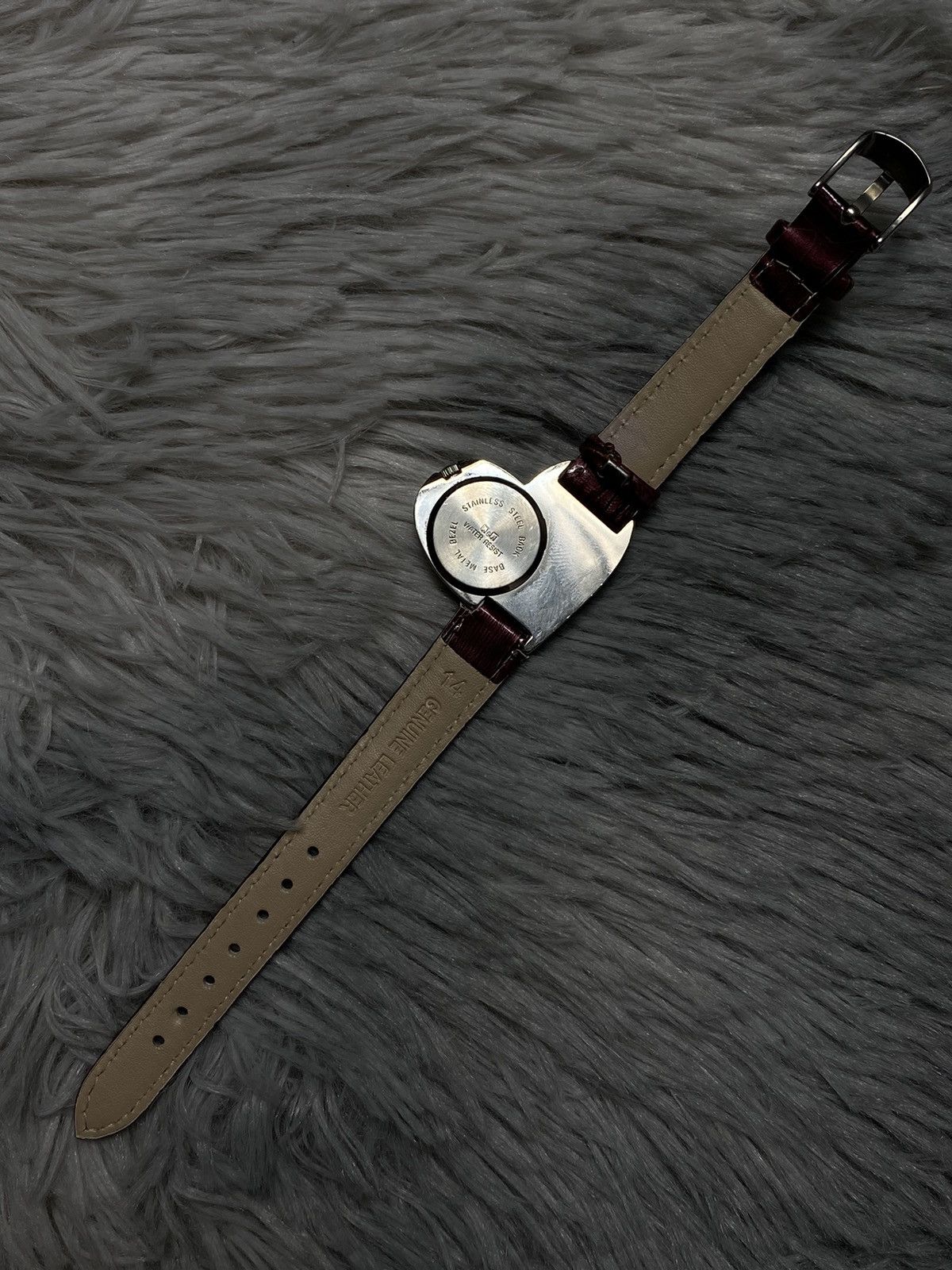 Vintage Heart-Shaped Elegant Watch | Japanese Brand Size ONE SIZE - 7 Thumbnail