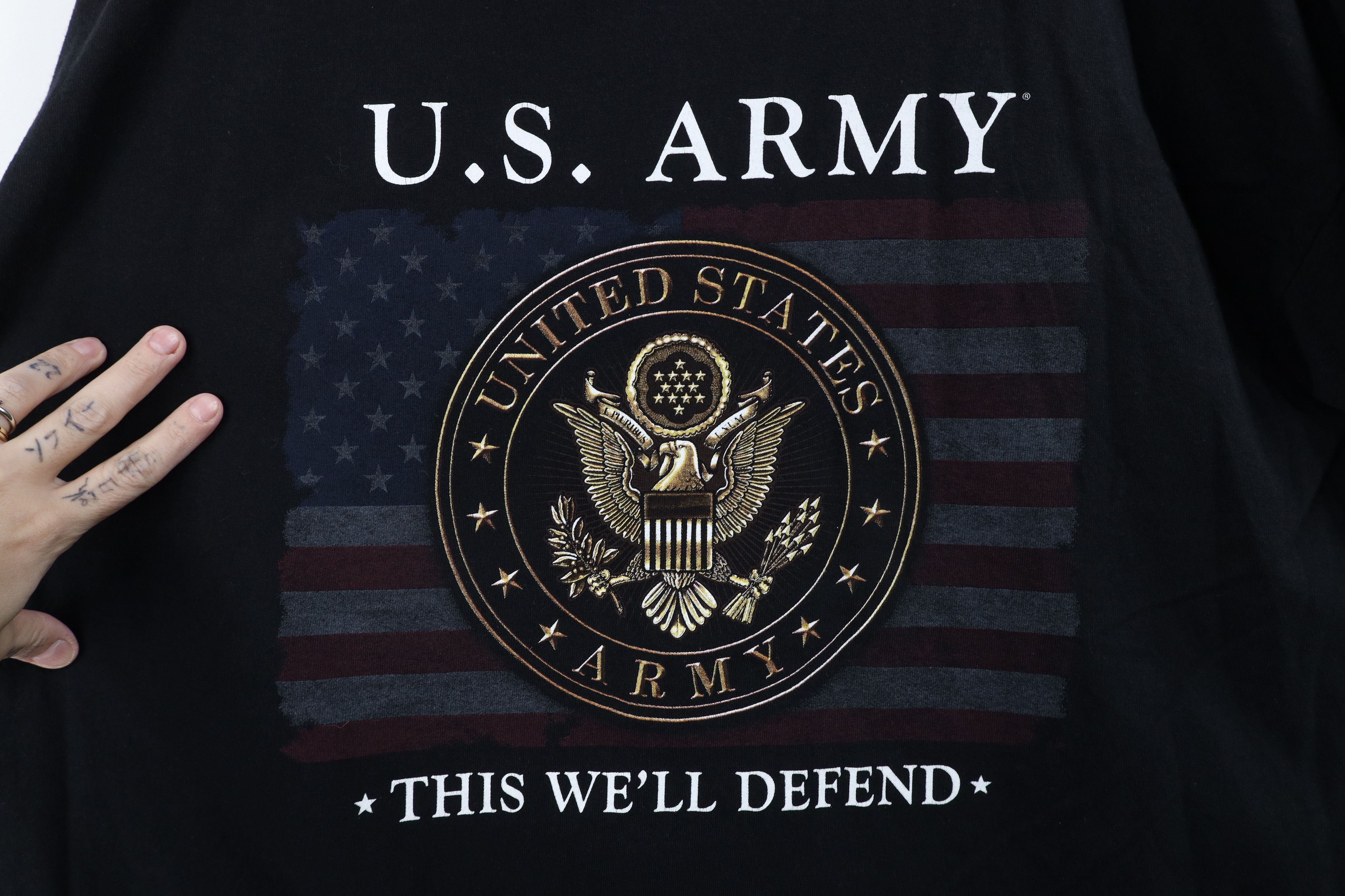 Vintage Vintage United States Army This We'll Defend T-Shirt USA Size US XXL / EU 58 / 5 - 4 Thumbnail