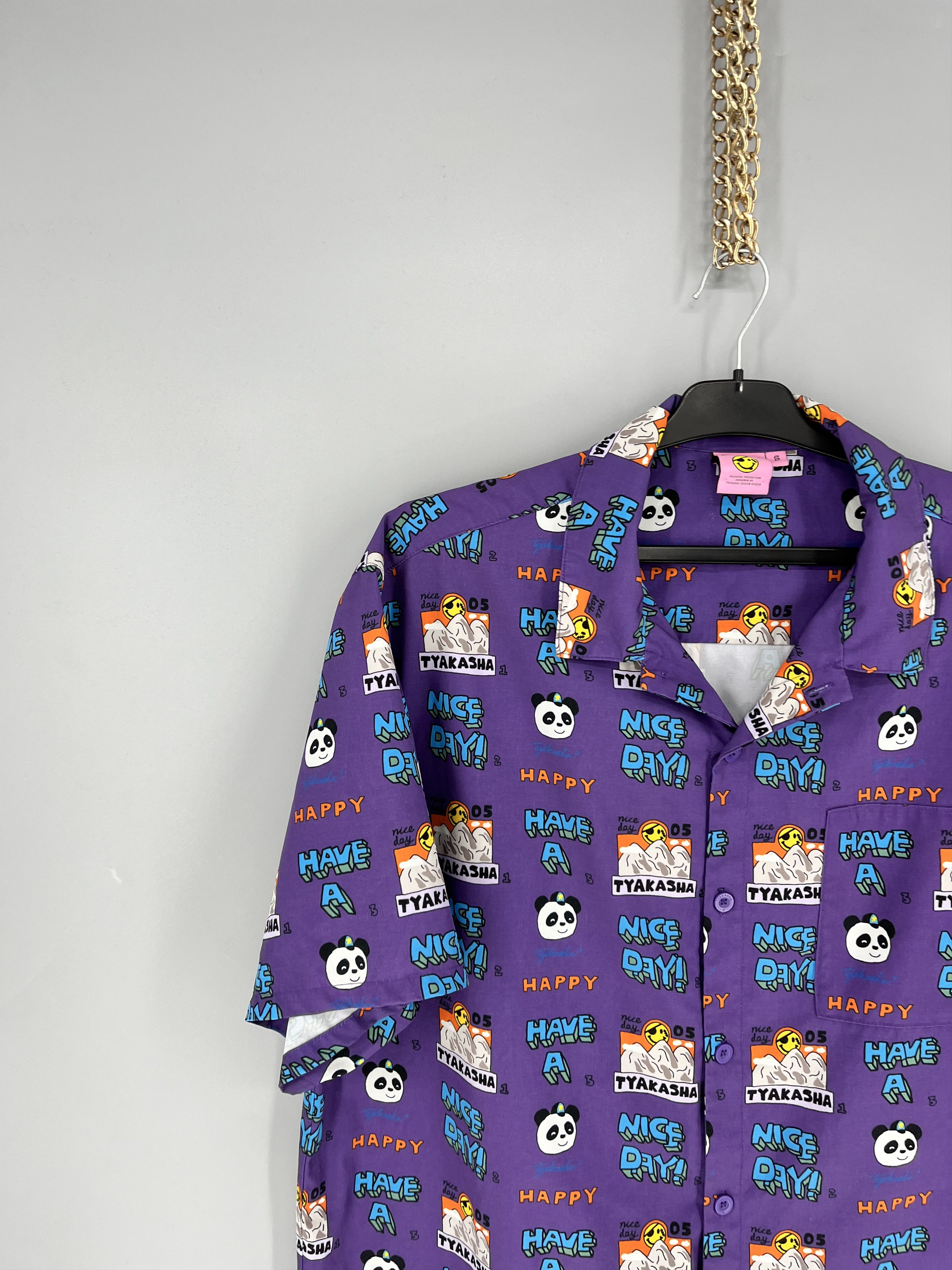 Vintage Mens Vintage Crazy Shirt TYAKASHA Hawaiian Size S Size US S / EU 44-46 / 1 - 4 Thumbnail