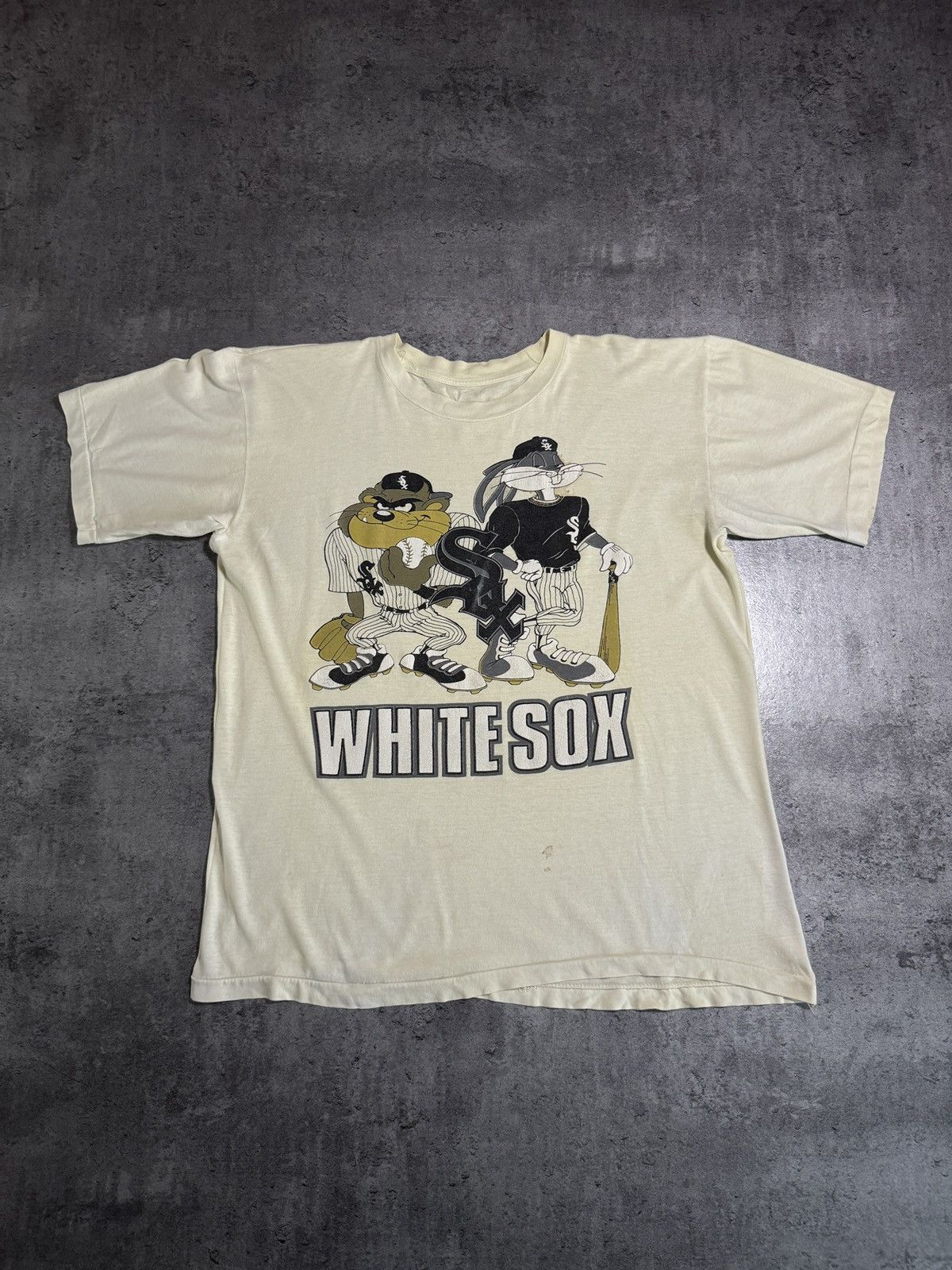 Band Tees × Vintage Vintage 90s Single Stitch White Sox Print Tee Boxy Rare NFL Size US L / EU 52-54 / 3 - 1 Thumbnail