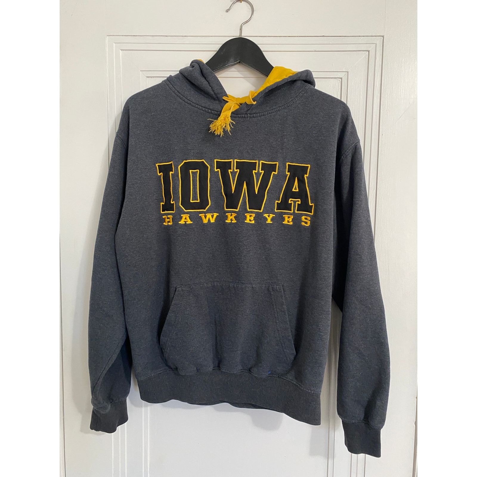 NCAA University of Iowa Hawkeyes Stitched Hoodie Sweatshirt Sz L Size US L / EU 52-54 / 3 - 1 Thumbnail