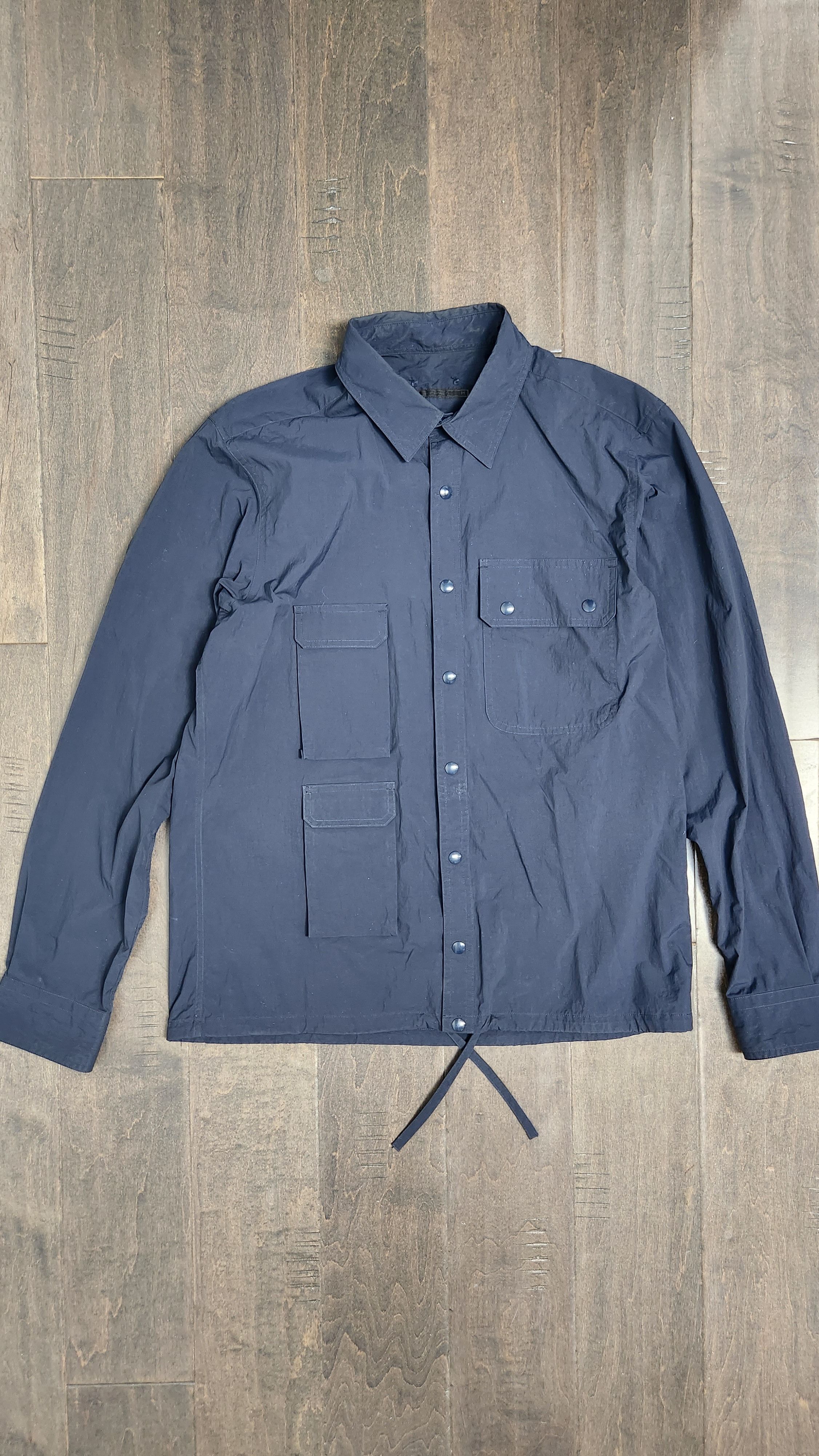 Sophnet. Multi Pocket Shirt Nylon Navy Medium Japan Size US M / EU 48-50 / 2 - 1 Thumbnail