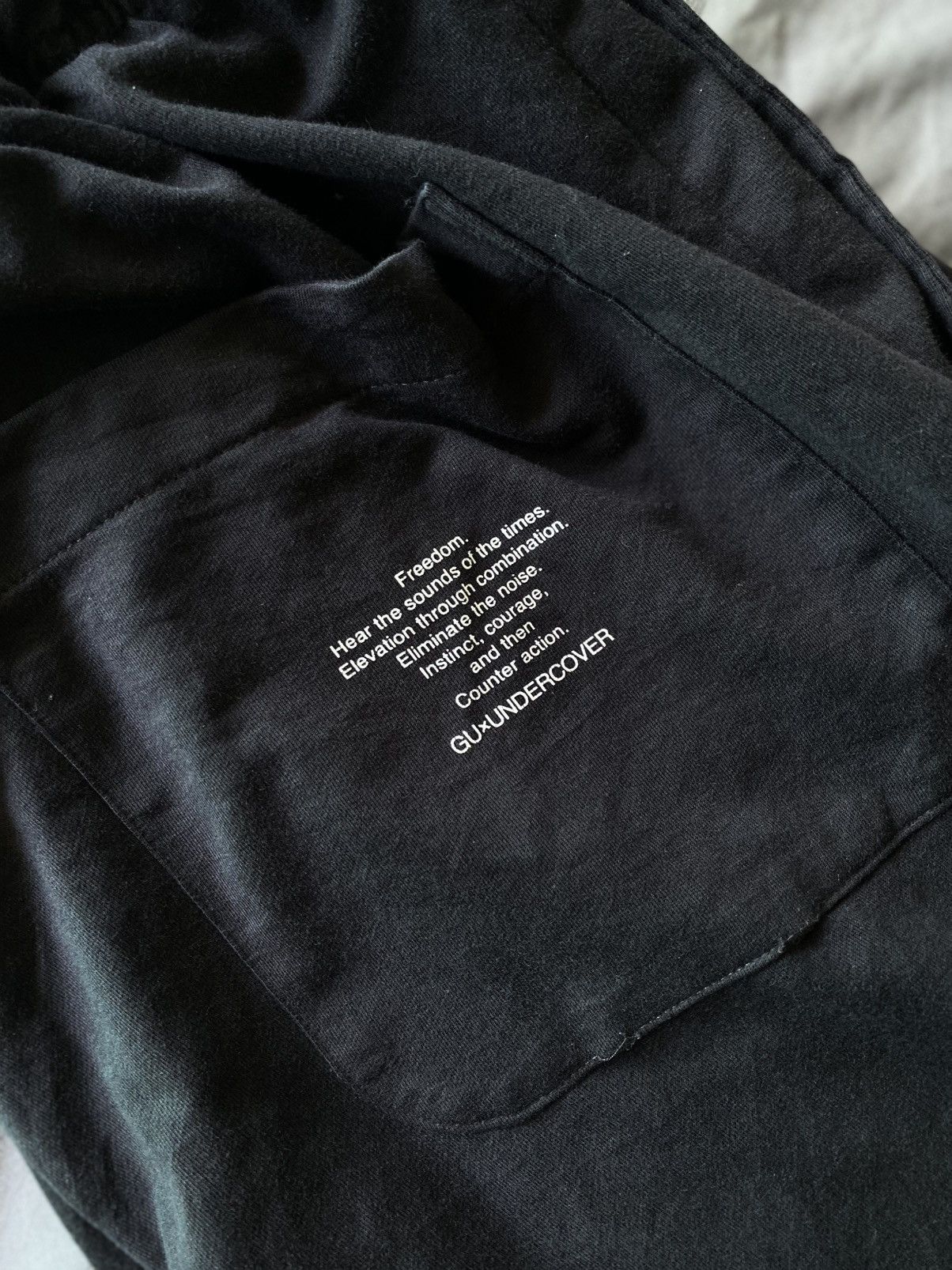 GU × Undercover GU x Undercover Short Pants Size US 34 / EU 50 - 4 Thumbnail