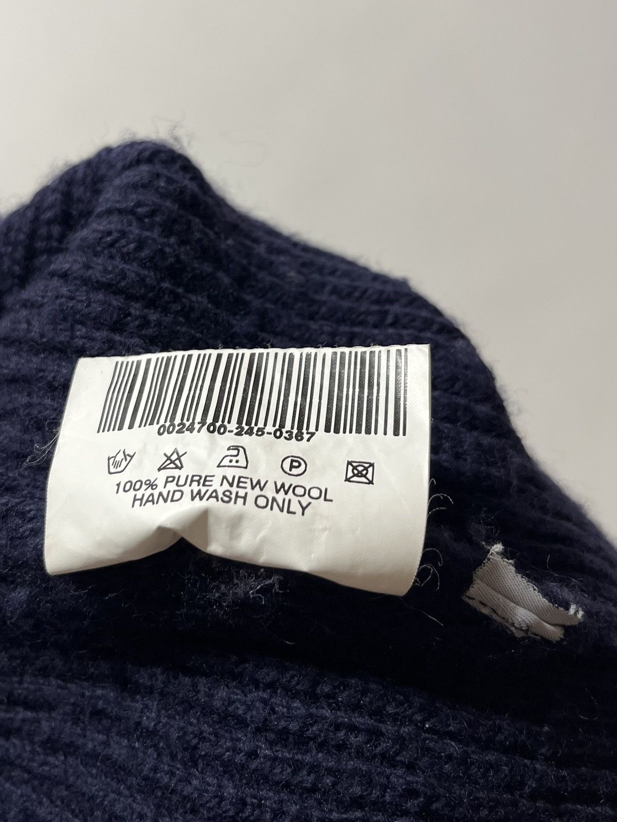 Barbour Vintage Barbour pure wool sweater Made in Scotland 🏴󠁧󠁢󠁳󠁣󠁴󠁿 Size US XL / EU 56 / 4 - 5 Thumbnail