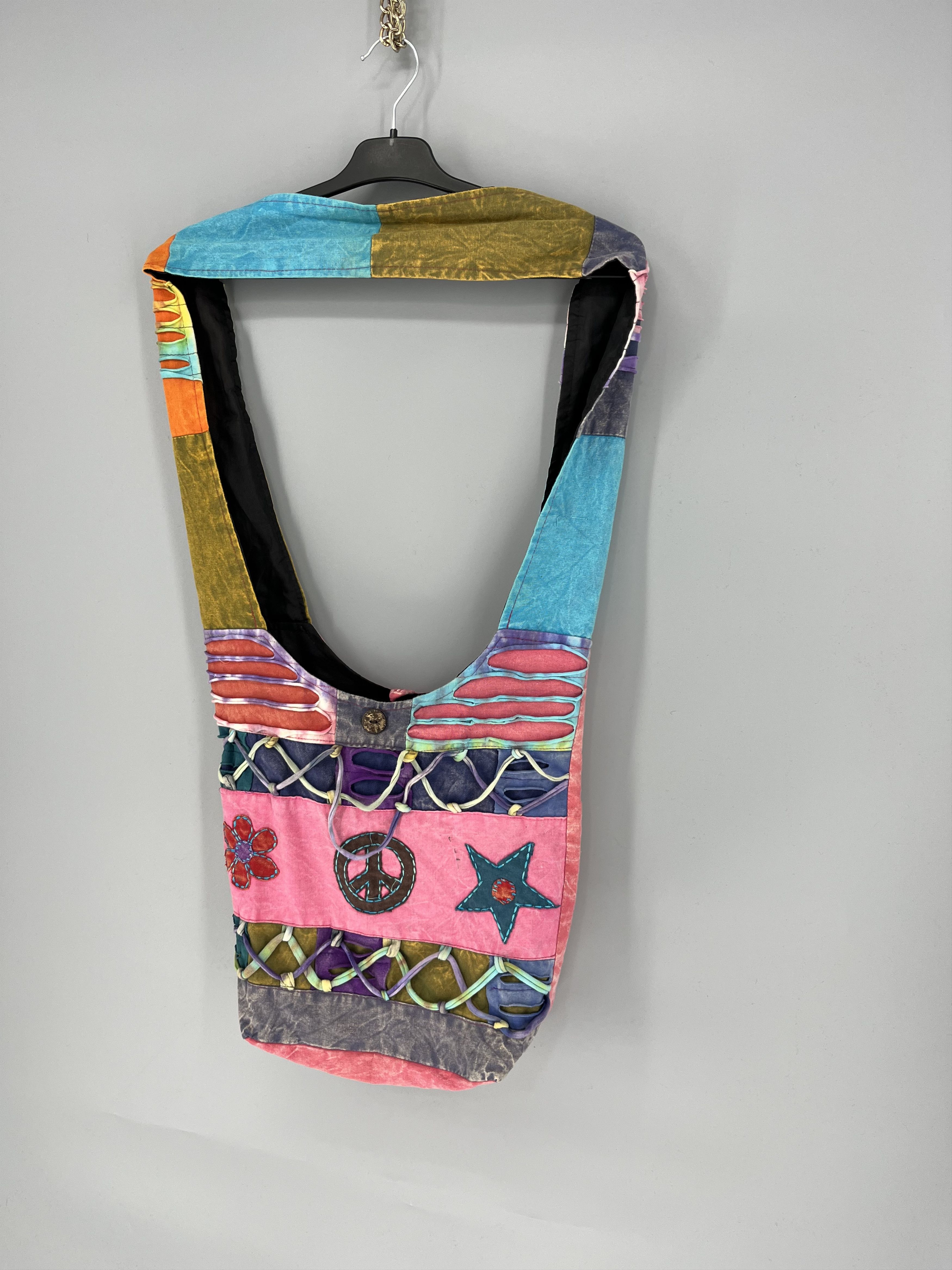 Japanese Brand Vintage Y2K Japanese Shopper Crossbody Hippie Bag Style Size ONE SIZE - 3 Thumbnail