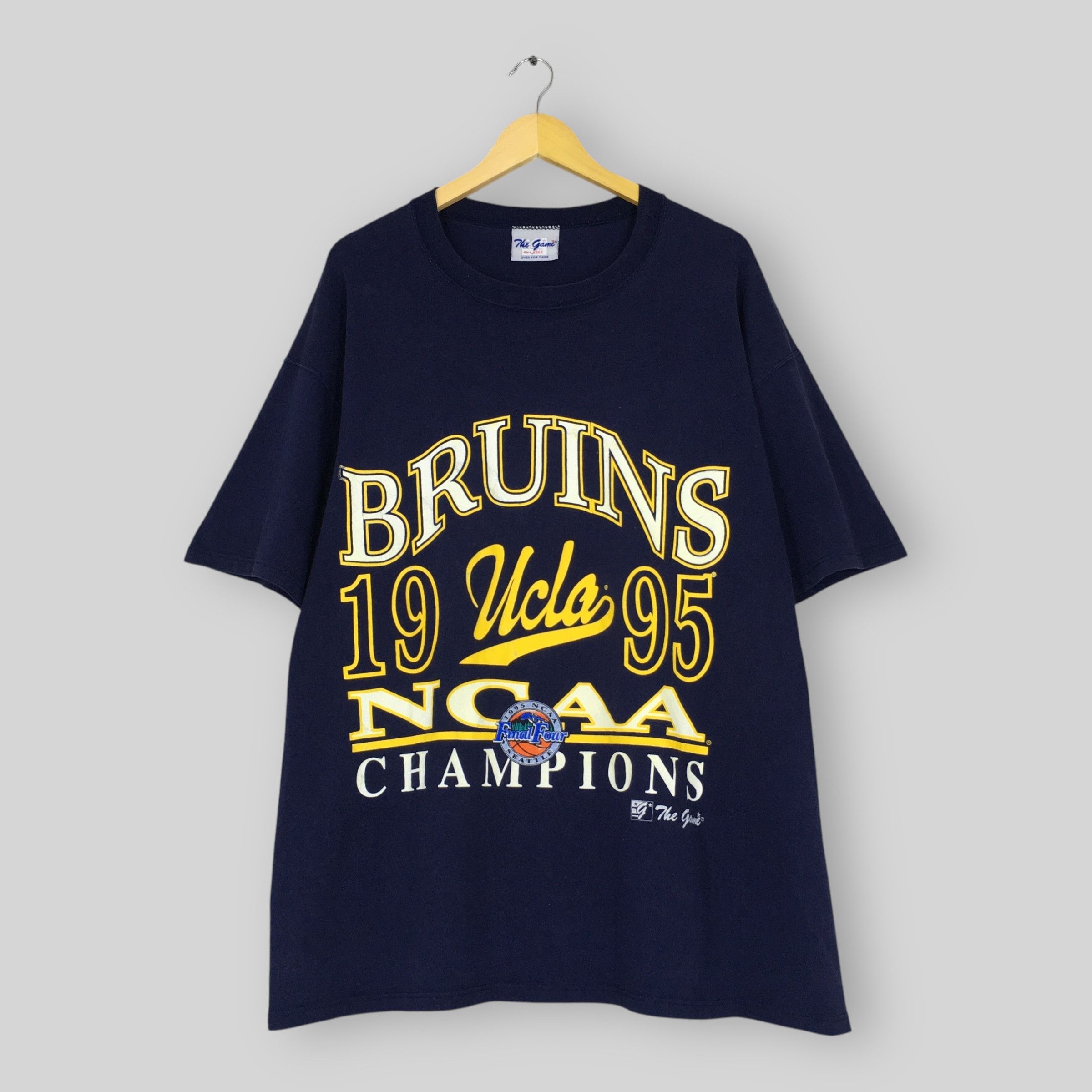 Vintage Vintage 90s University Of California Los Angeles T Shirt XXL Size US XXL / EU 58 / 5 - 1 Thumbnail