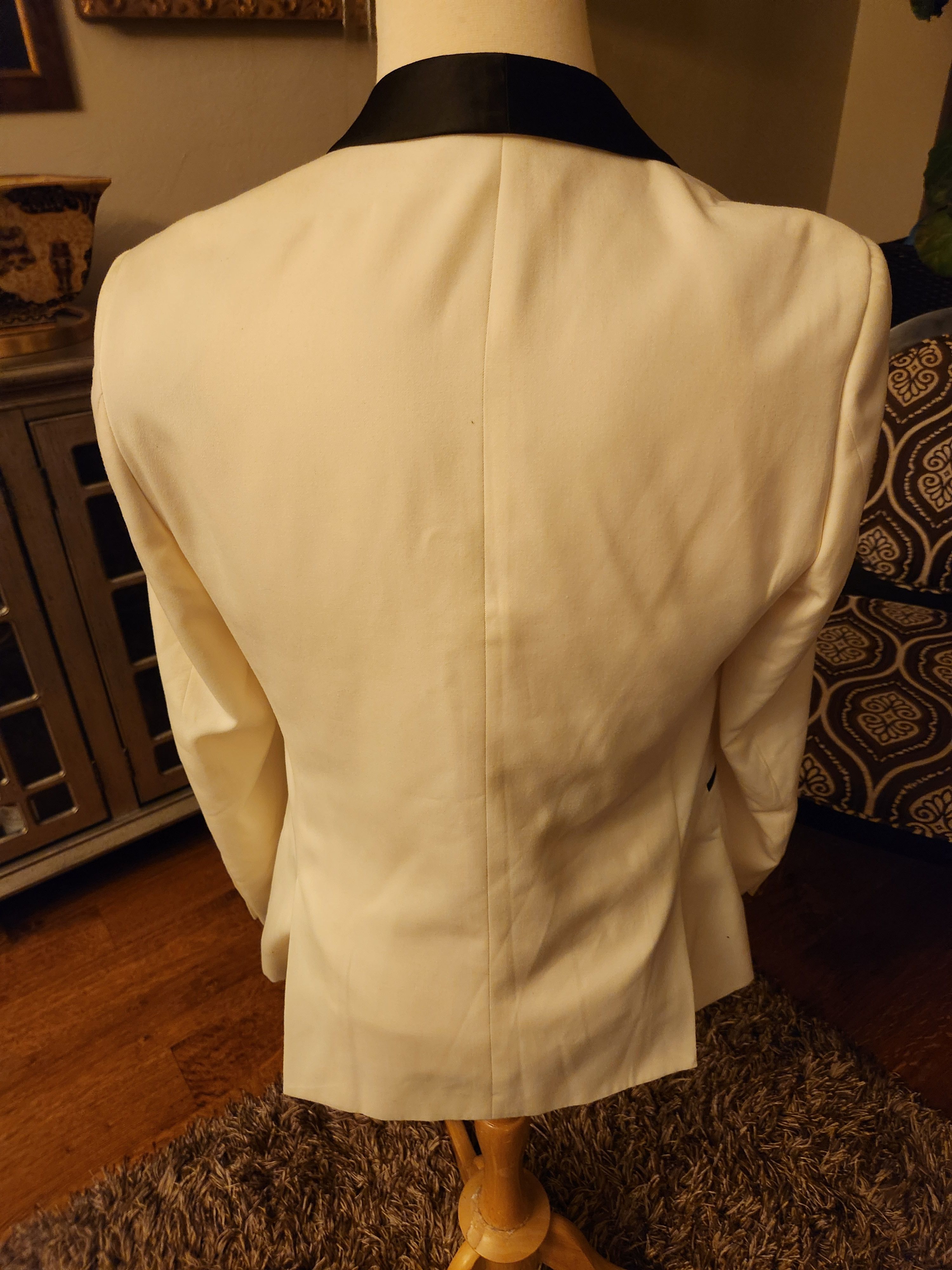 Other NWOT Men's Ivory and Black Dinner Jacket Size 40R - 2 Thumbnail