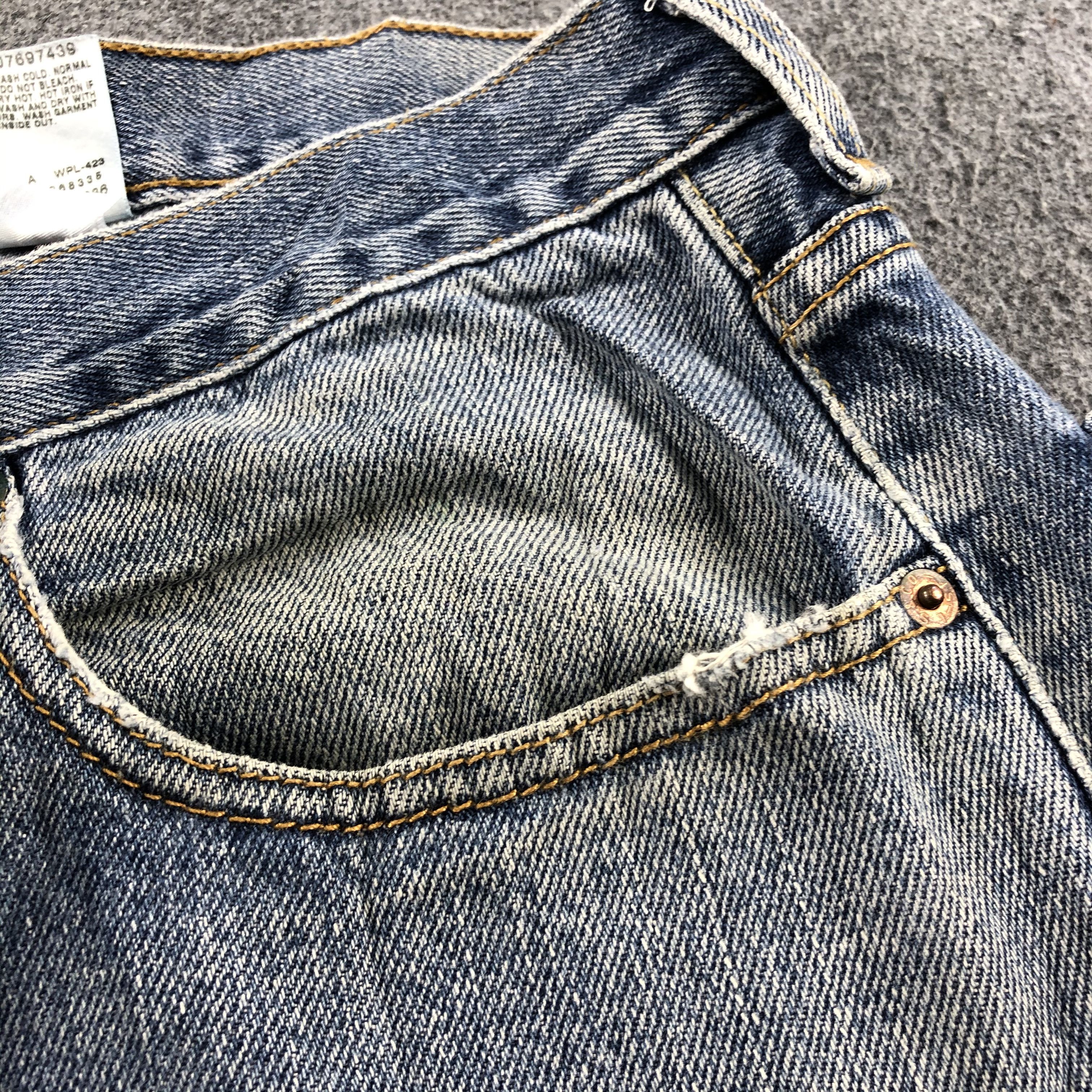 Levi's Vintage Blue Wash Levis 505 Jeans-J2505 Size US 36 / EU 52 - 14 Thumbnail