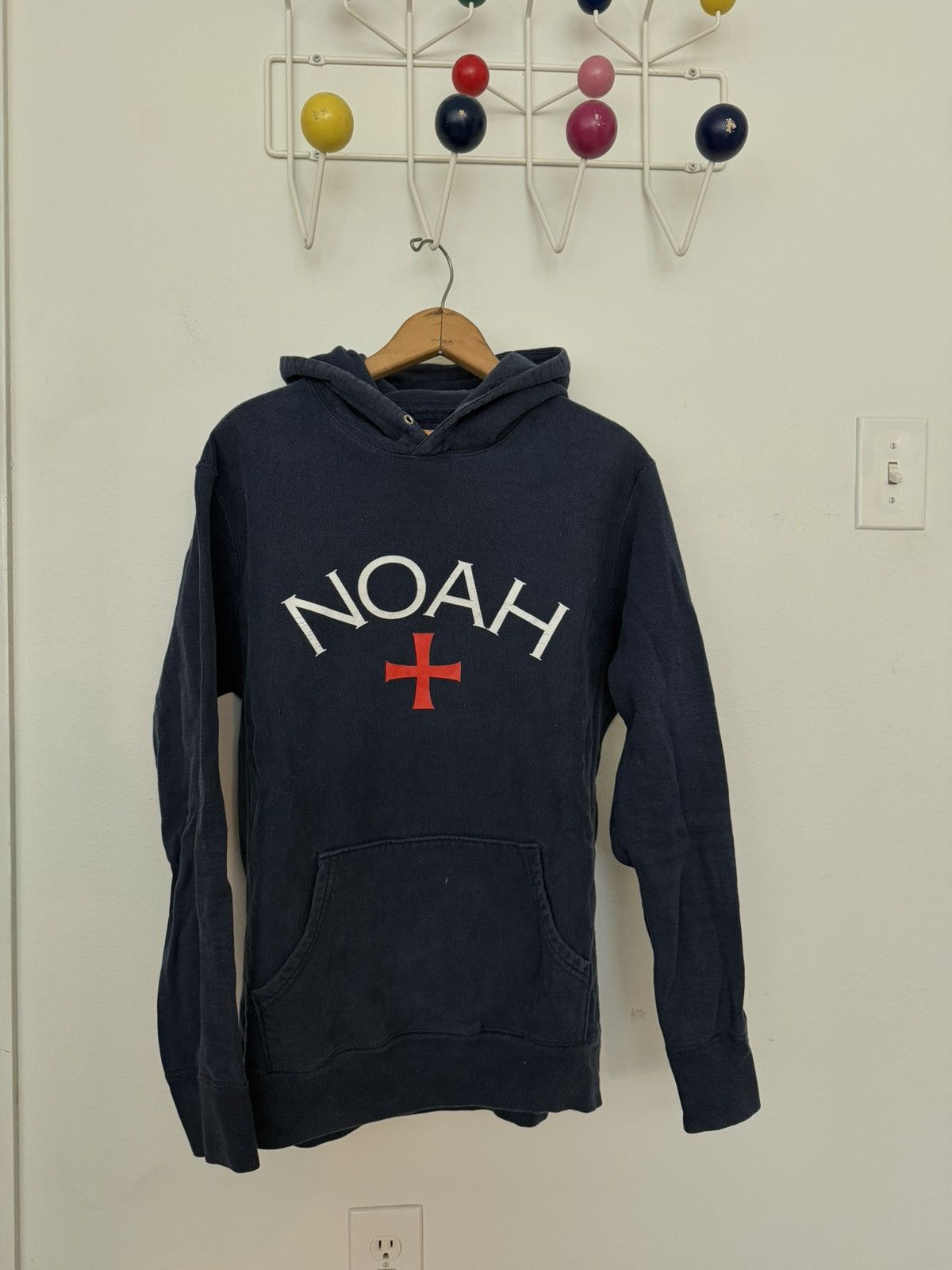 Noah Logo Hoodie in Navy Size US L / EU 52-54 / 3 - 1 Thumbnail
