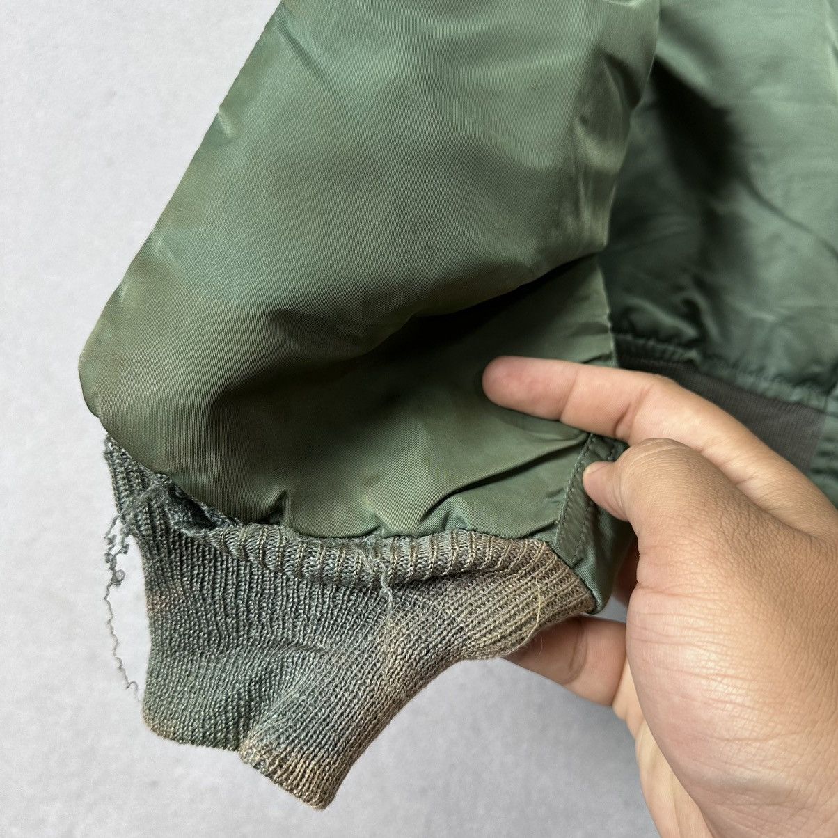Alpha Industries Vintage Alpha Industries MA-1 Flight Jacket USAF Bomber Size US M / EU 48-50 / 2 - 7 Thumbnail