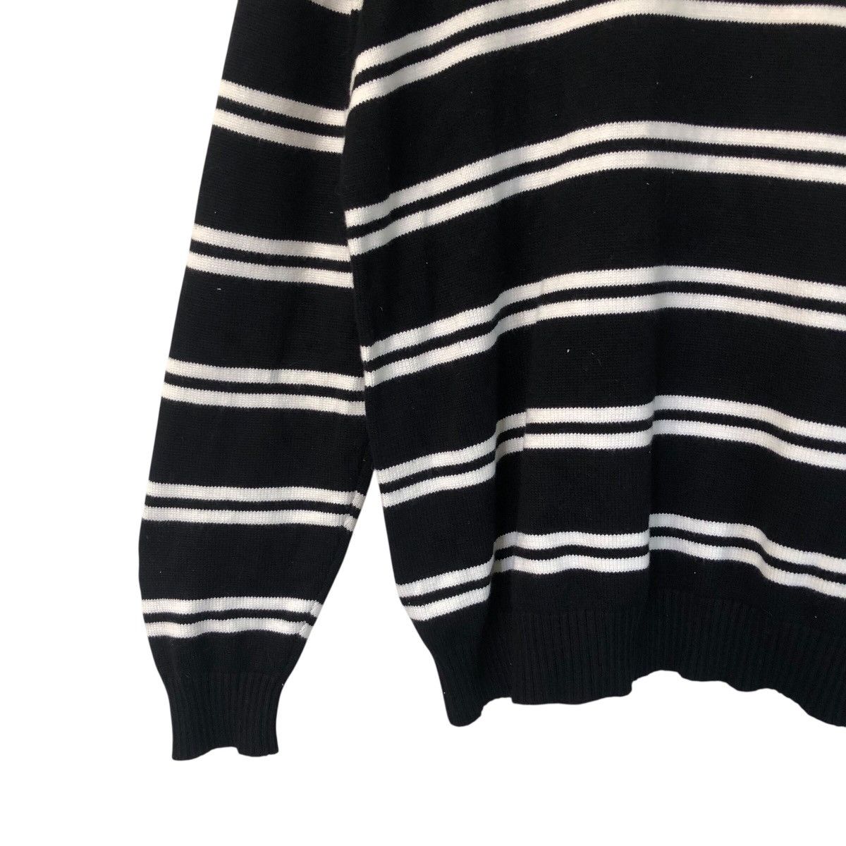 Pull & Bear Vintage Pull & Bear Crewneck Striped Knitwear Sweater Jumper Size US L / EU 52-54 / 3 - 3 Thumbnail
