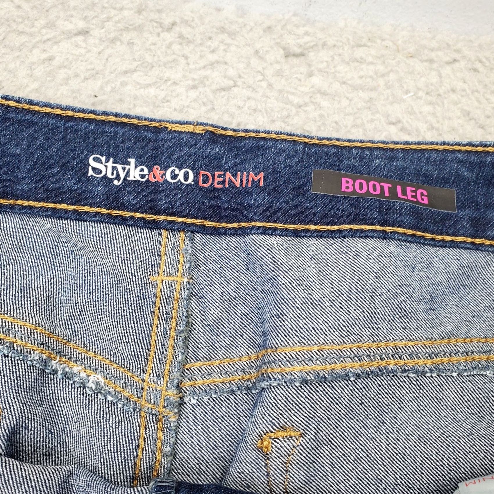 Vintage Style&co. Bootcut Jeans Womens Size 14 Blue Denim Stretch Flat Front Faded Whiskered Size 36" / US 14 / IT 50 - 6 Thumbnail