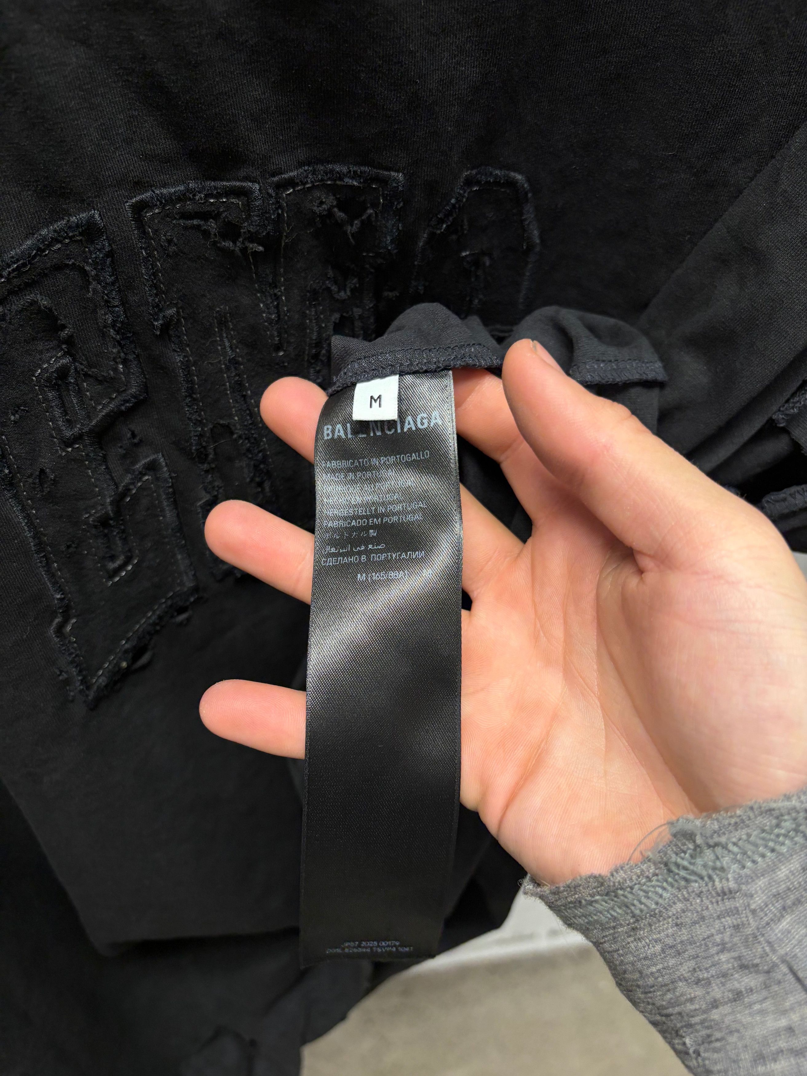 Balenciaga AW2025 Balenciaga ‘Emo Team’ Distressed Black Logo T-Shirt Size US M / EU 48-50 / 2 - 6 Thumbnail