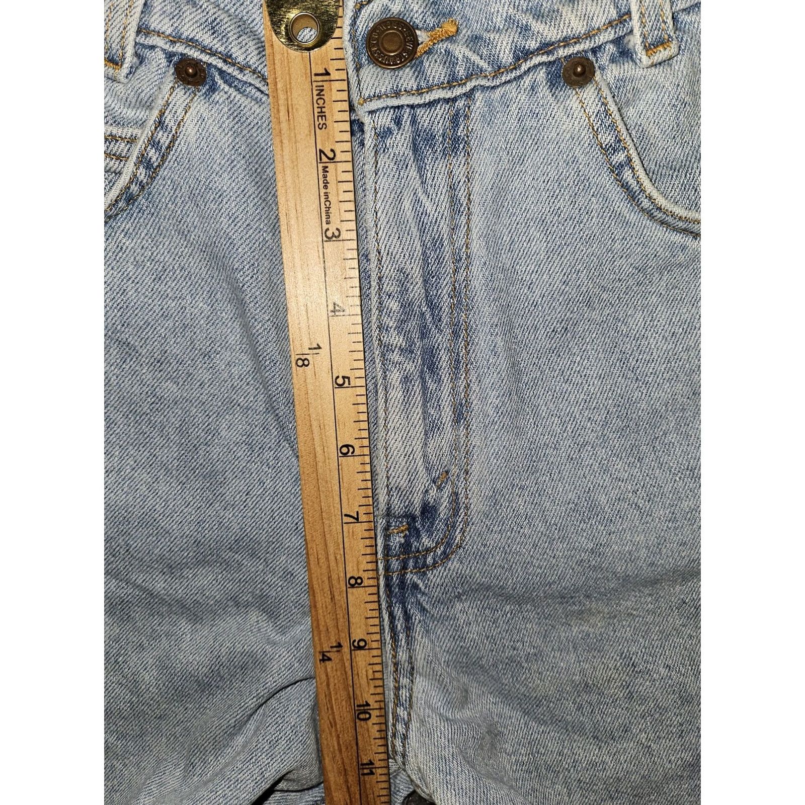 Levi's VINTAGE Levi's Denim Shorts Juniors 16 Slim Light Wash 90s Orange Tab 5 Pocket Women Jeans Bermuda Blue 100% Cotton Slim Mens Girls Size 38" / US 16 / IT 52 - 5 Thumbnail