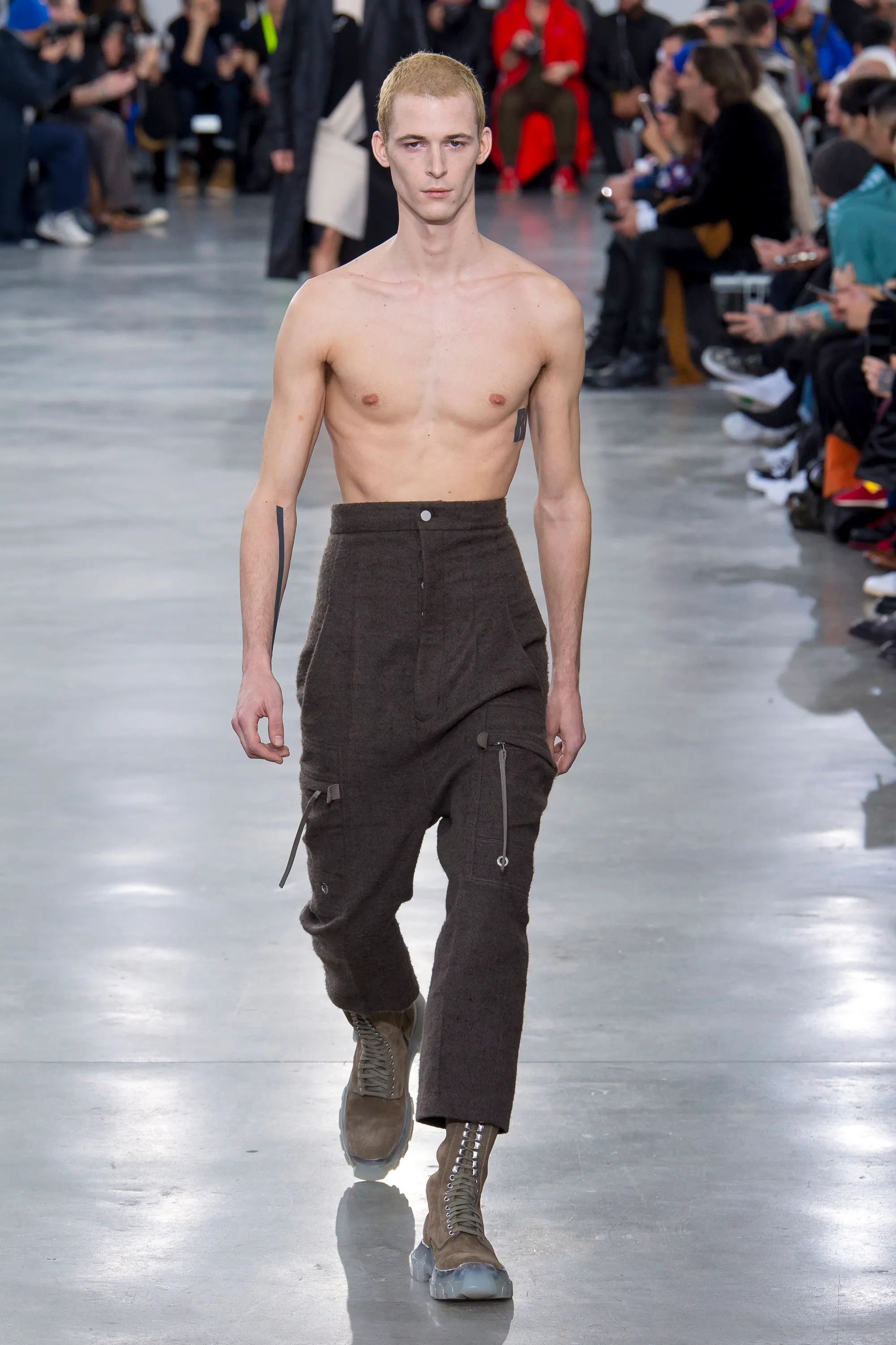 Rick Owens Rick Owens Sisyphus High Waisted Cropped Cargo Pants 48 ...