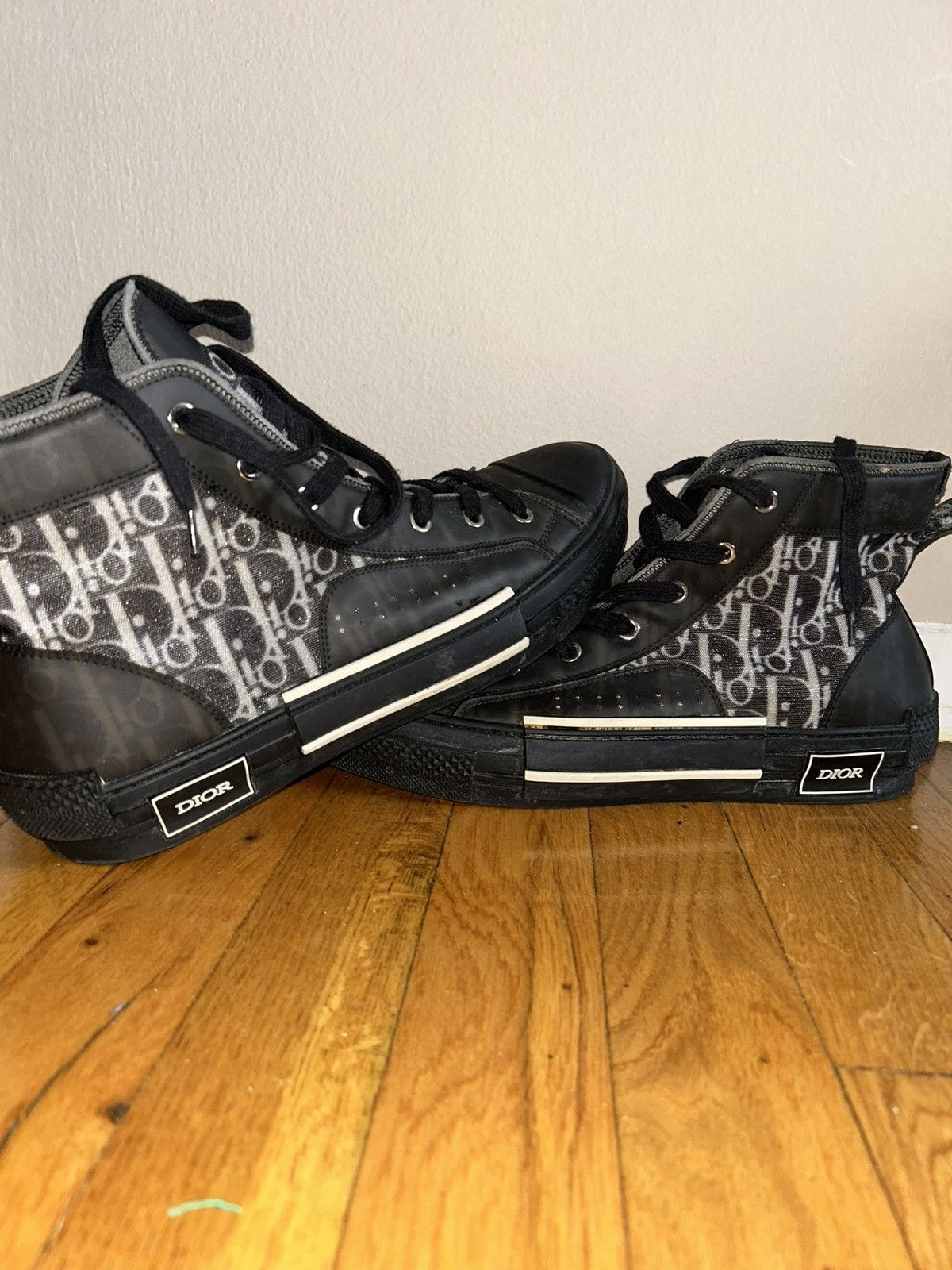 Dior Dior High Top B23 Sneaker Size US 11 / EU 44 - 1 Thumbnail