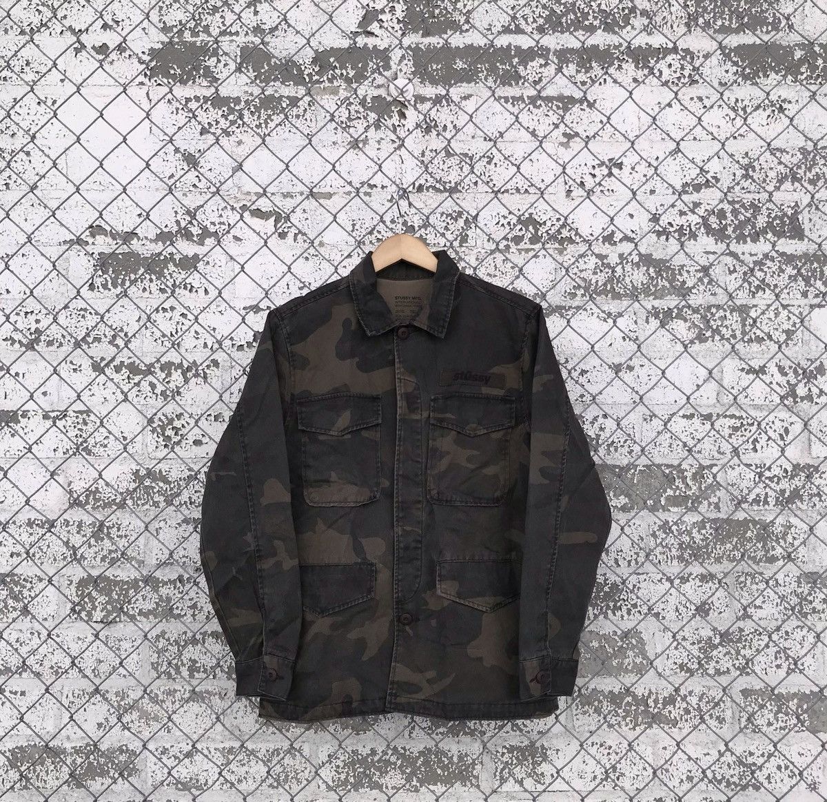 Stussy Camo MFG Button up