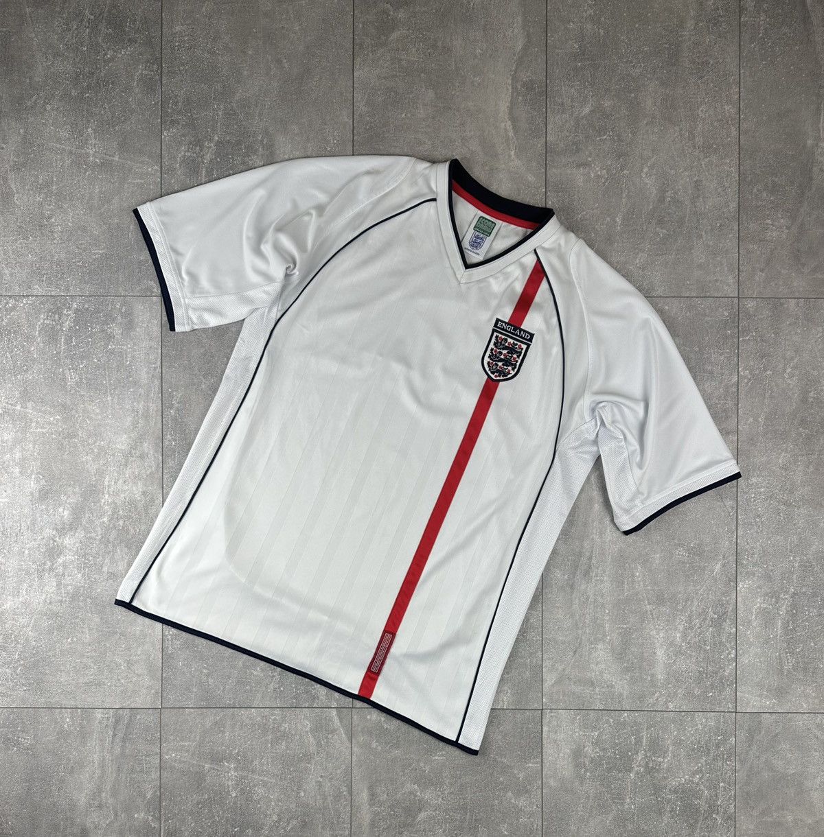 Other Score Draw Retro Vintage England National Team Jersey Size US L / EU 52-54 / 3 - 1 Thumbnail