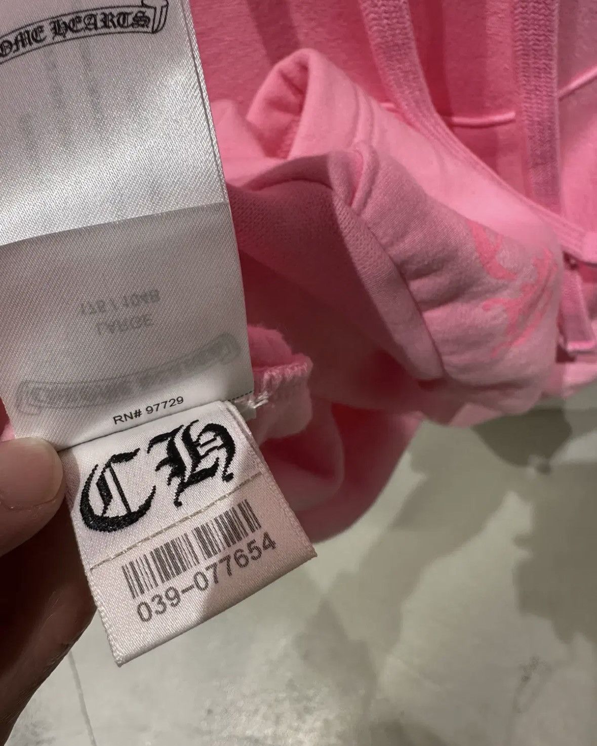 Chrome Hearts Chrome Hearts USA Script Logo Pink Hoodie Size US L / EU 52-54 / 3 - 9 Thumbnail