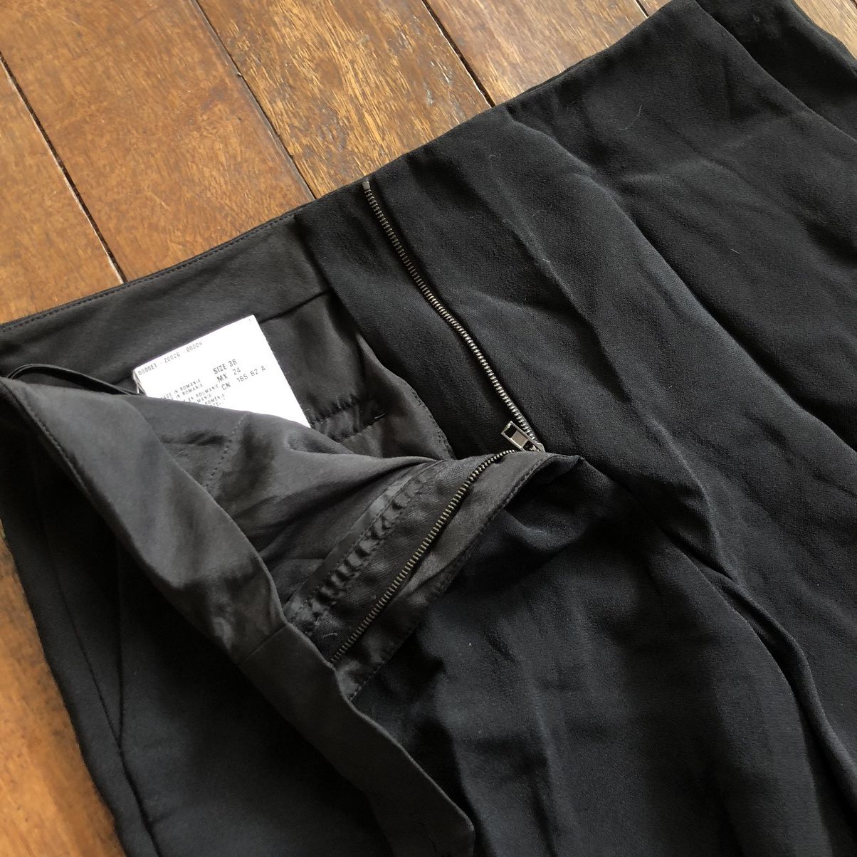 Miu Miu Miu Miu Side Button Detail Trousers Size 30" / US 8 / IT 44 - 6 Thumbnail