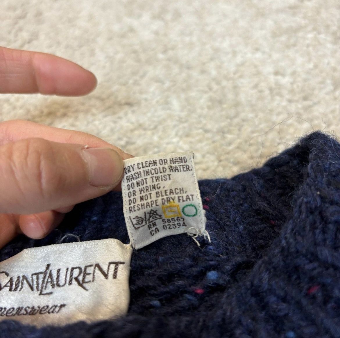 Yves Saint Laurent Vintage Yves Saint Laurent Hand Knit Argyle Sweater Size US L / EU 52-54 / 3 - 3 Thumbnail