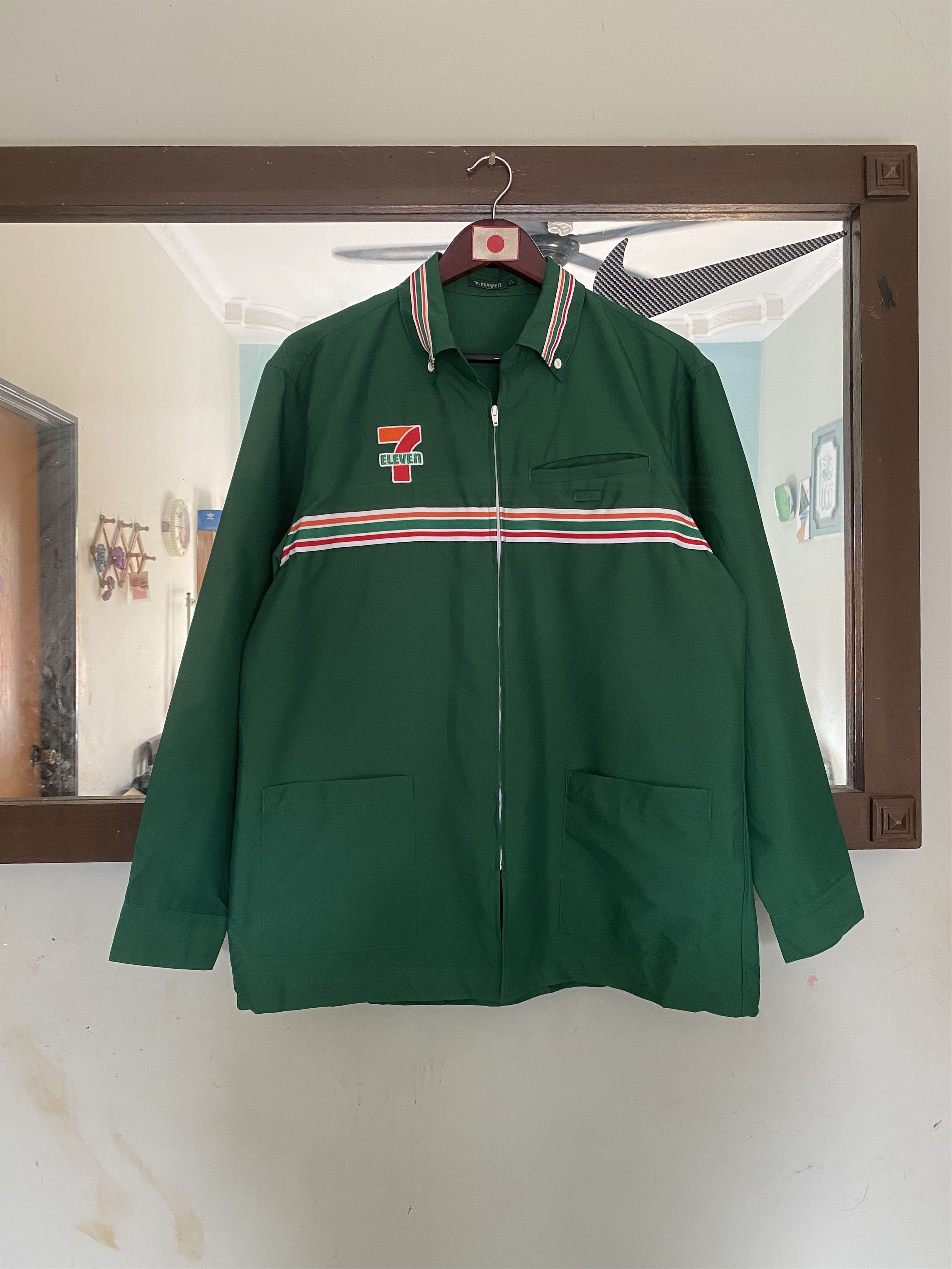 Japanese Brand × Vintage Vintage 7 Eleven Shirt LL Size Size US XL / EU 56 / 4 - 1 Thumbnail