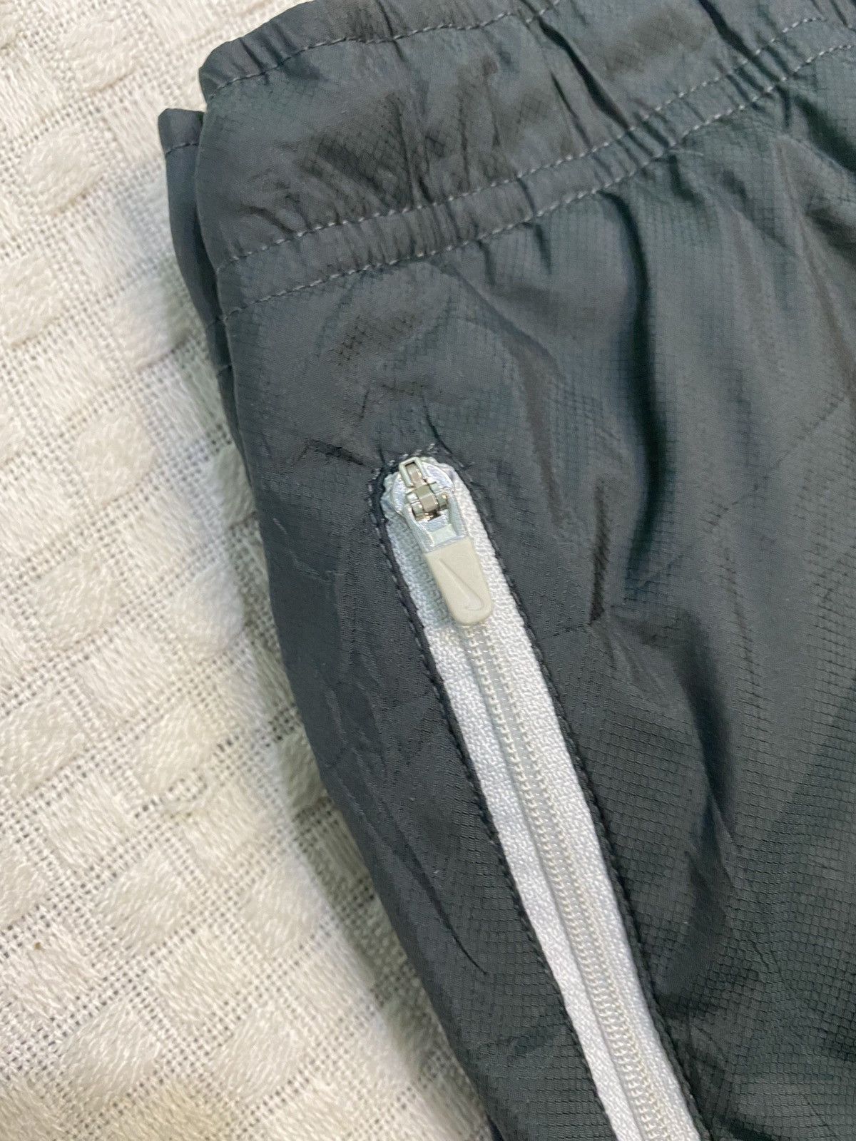 Carhartt Wip × Nike 💥 VINTAGE NIKE BAGGY NYLON 90S WIDE LEG TRACK PANTS Y2K Size US 30 / EU 46 - 5 Thumbnail