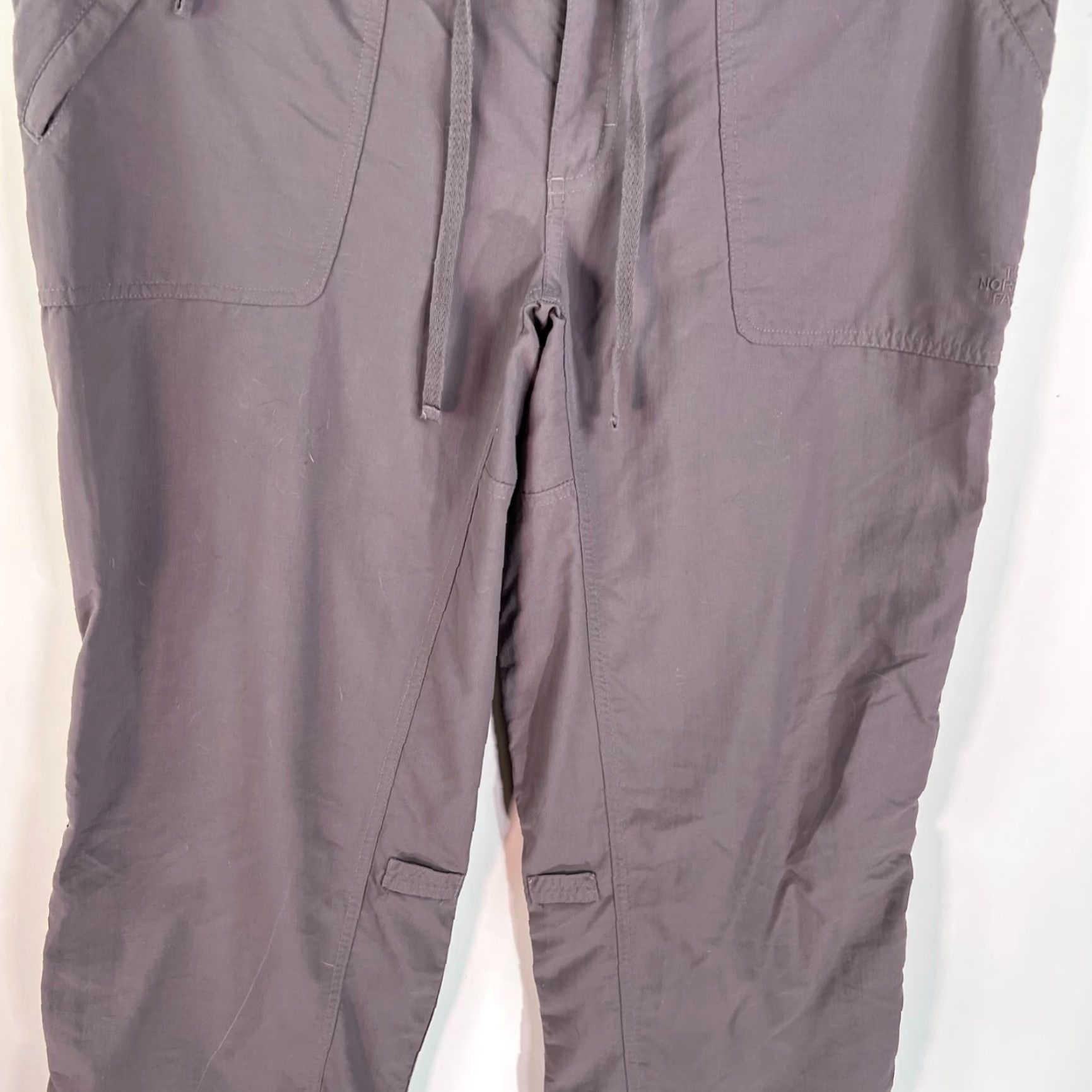 The North Face The North Face Womens Nylon Drawstring Convertible Gray Pants 36 Inseam 30 36X30 Size 14 Urban Cargo Flat Front Relaxed Mens Womens Size 36" / US 14 / IT 50 - 4 Thumbnail
