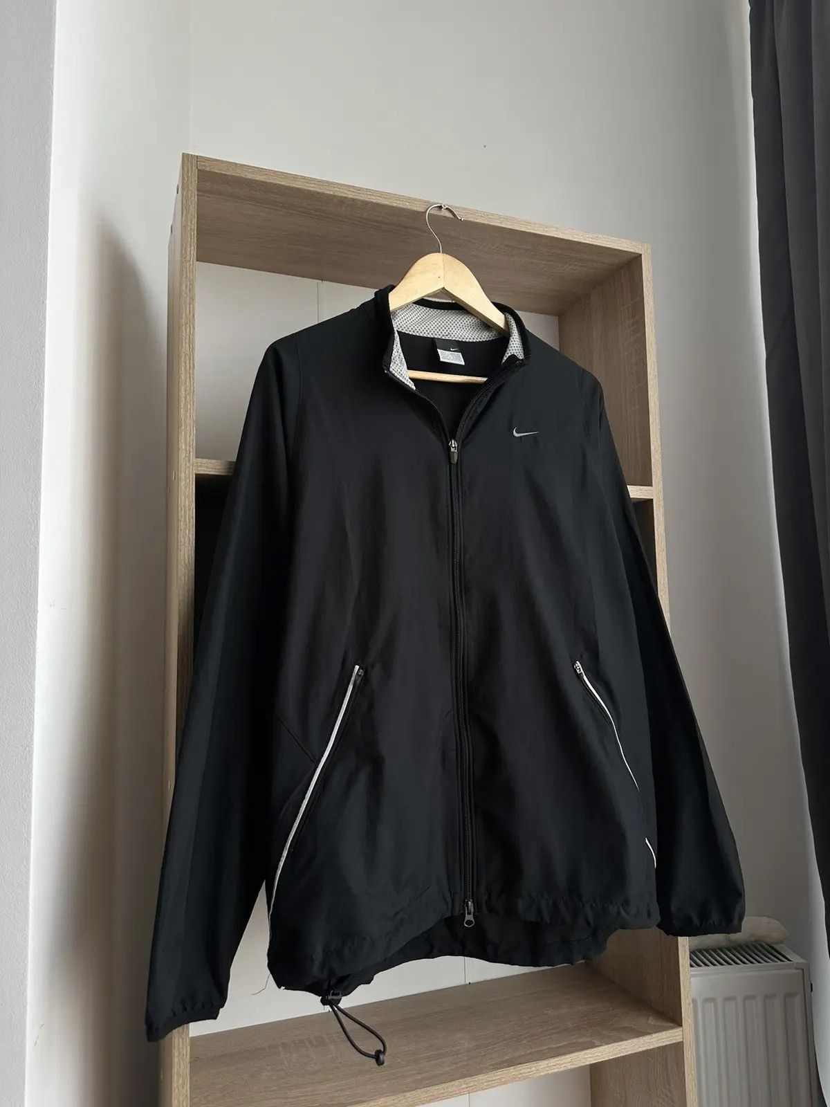 Nike × Nike ACG × Vintage Vintage Nike Black Big Logo Full Zip Light Jacket Size US L / EU 52-54 / 3 - 3 Thumbnail