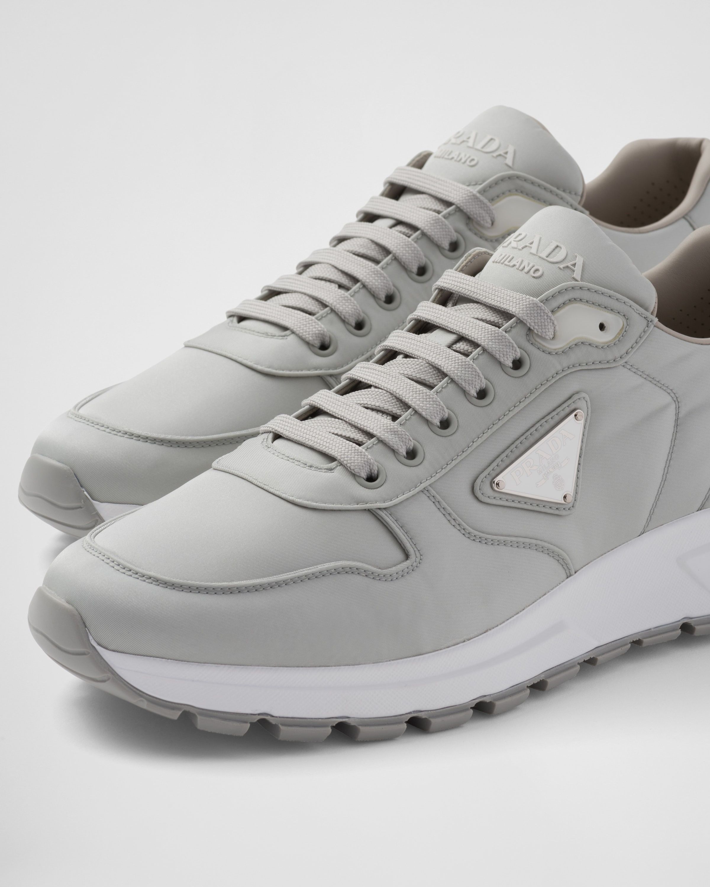 Prada o1mt1gz0325 Re-Nylon Sneakers in Light Grey Size US 11.5 / EU 44-45 - 5 Thumbnail