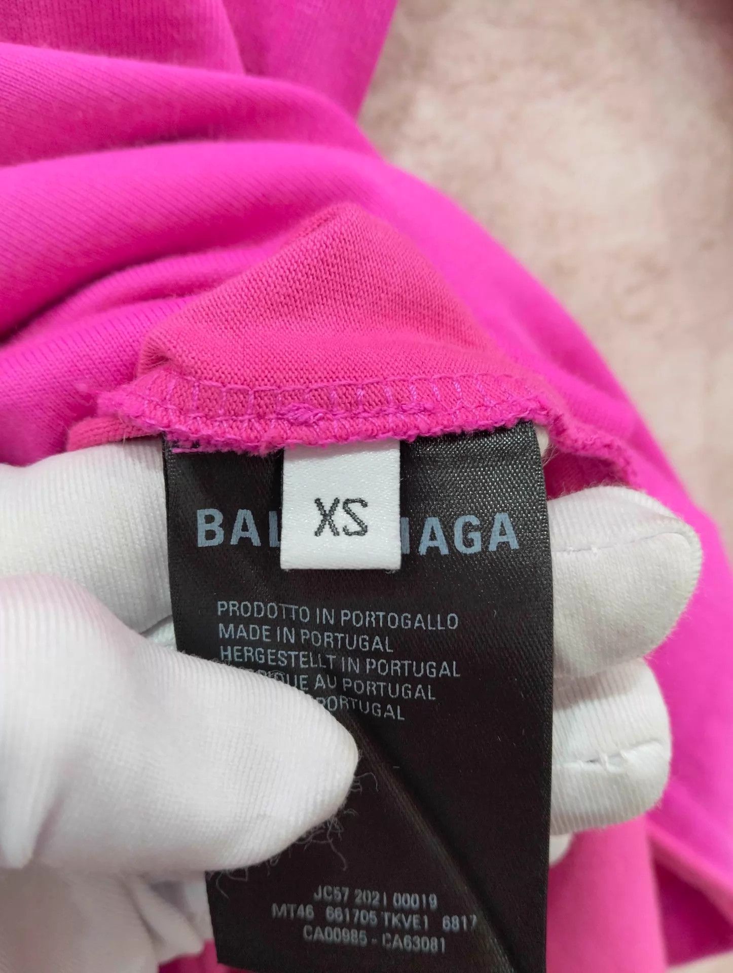 Balenciaga BALENCIAGA Logo Hole Short Sleeve T-Shirt XS 95 New Size XS / US 0-2 / IT 36-38 - 6 Thumbnail