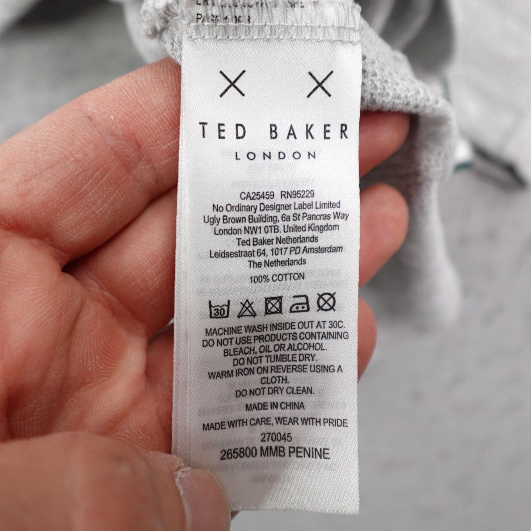 Ted Baker Ted Baker Polo Shirt Mens Large Gray Stripes Textured Snap Up Long Sleeve Casual Size US XL / EU 56 / 4 - 5 Thumbnail