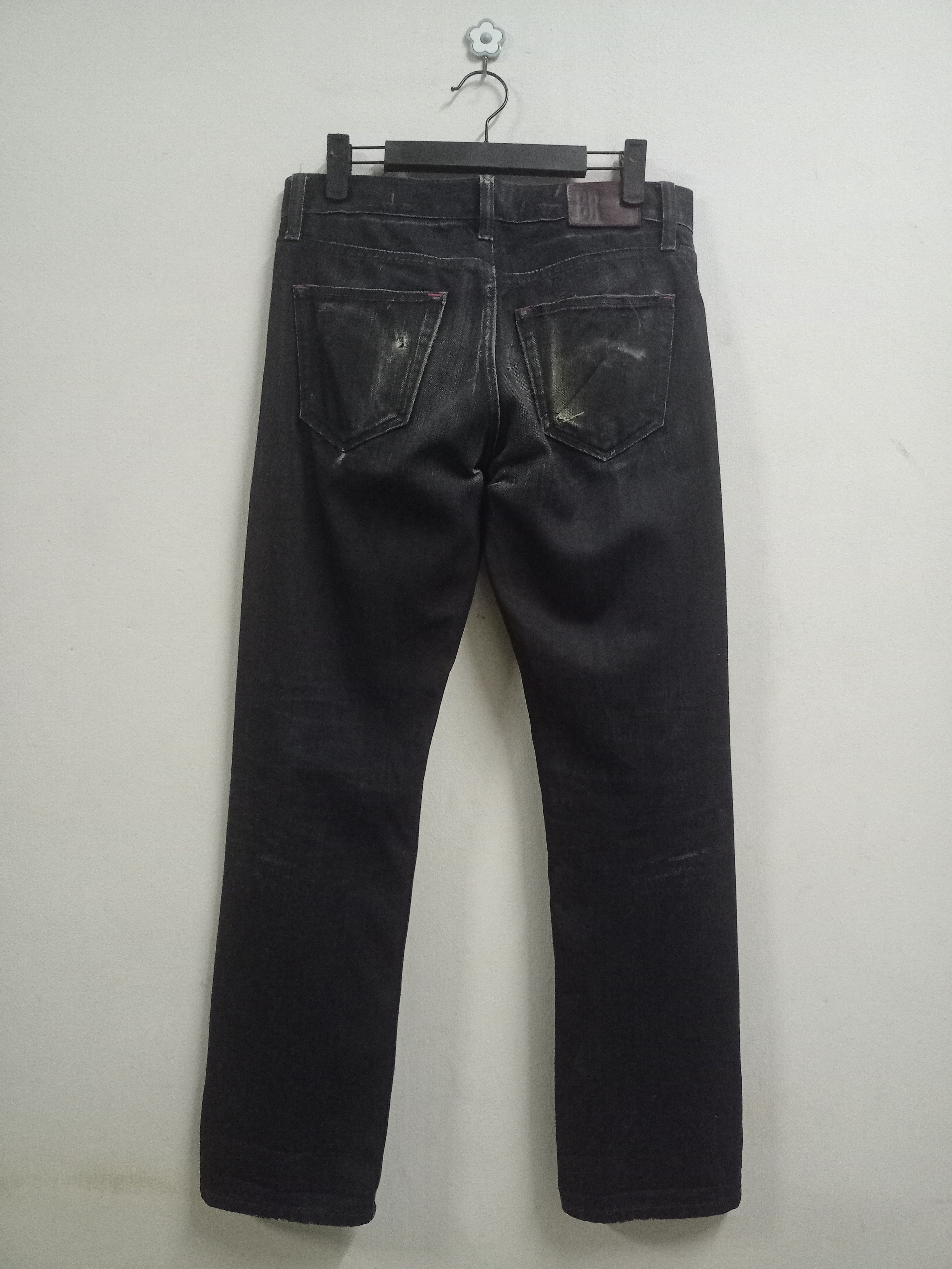 Banana Republic Vintage Banana Republic Black Mud Wash Distressed Jeans Size US 30 / EU 46 - 2 Thumbnail