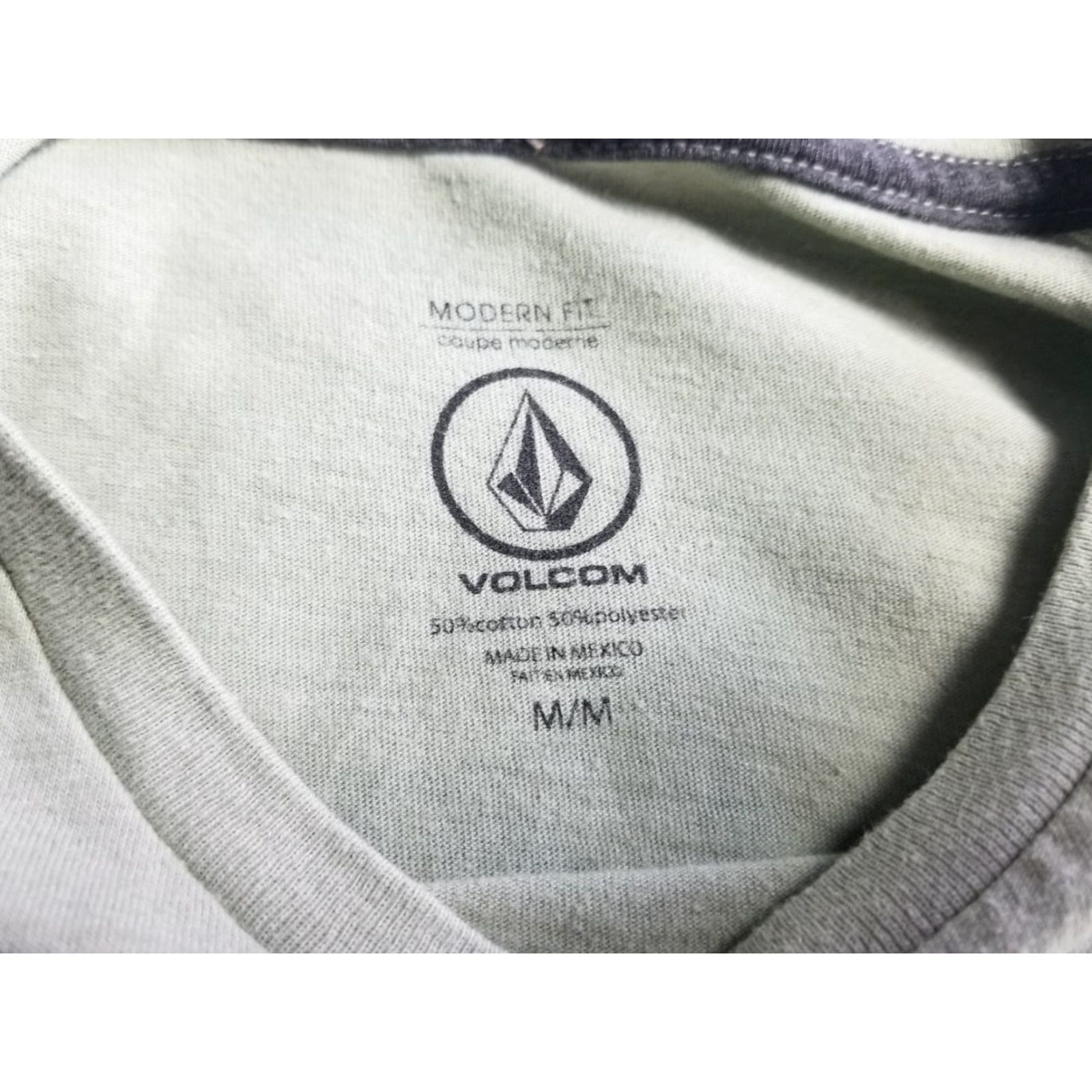 Volcom **Volcom Men's Green Medium T-Shirt** User: Volcom Men's Green Size Medium T-Shirt Size US M / EU 48-50 / 2 - 7 Thumbnail