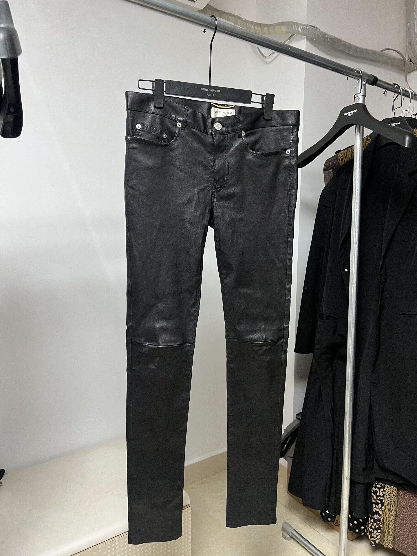 Saint Laurent Paris Saint Laurent Black Leather Skinny Pants Size 26" / US 2 / IT 38 - 1 Thumbnail
