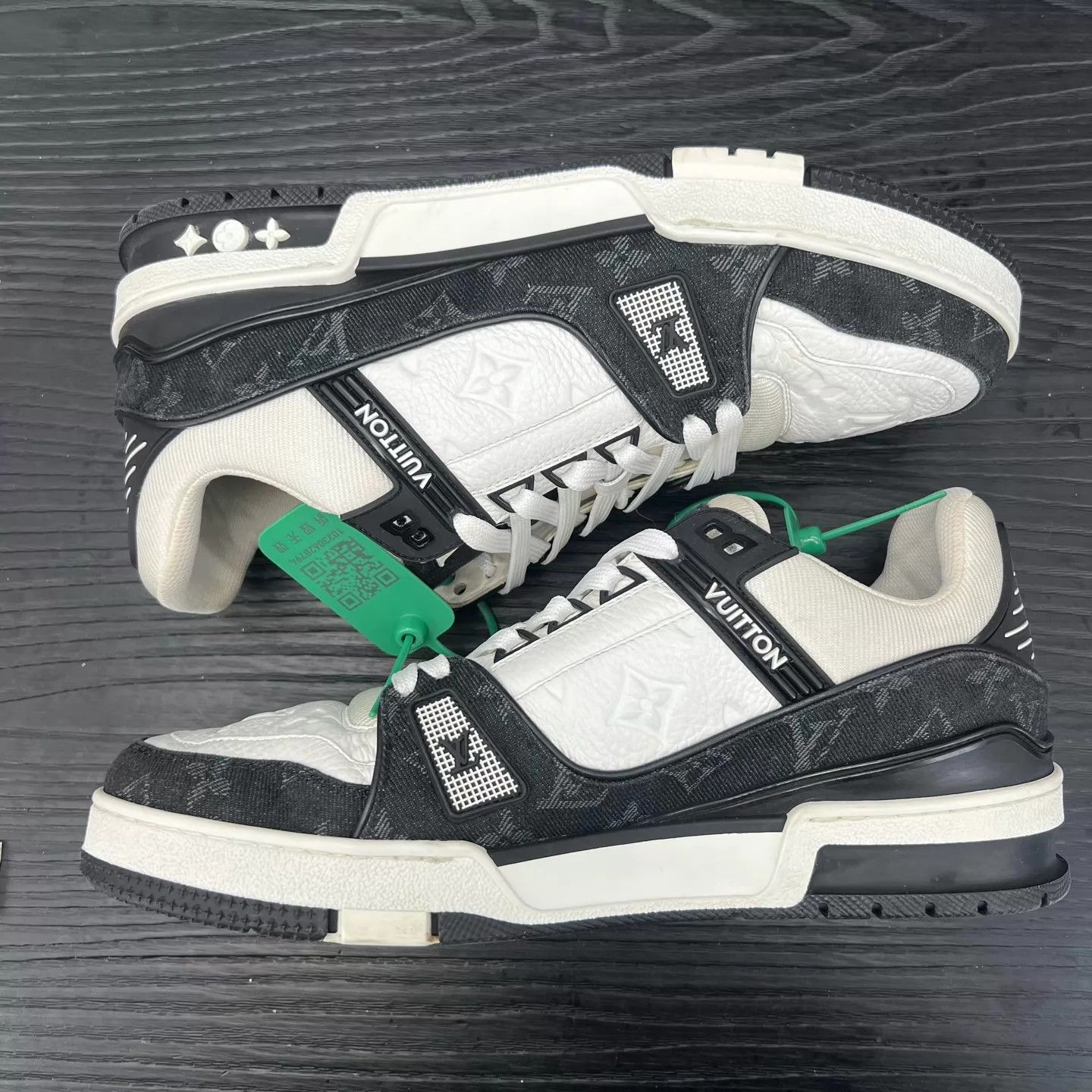 Louis Vuitton LV Trainer Black White Denim 41 Size US 8 / EU 41 - 2 Thumbnail