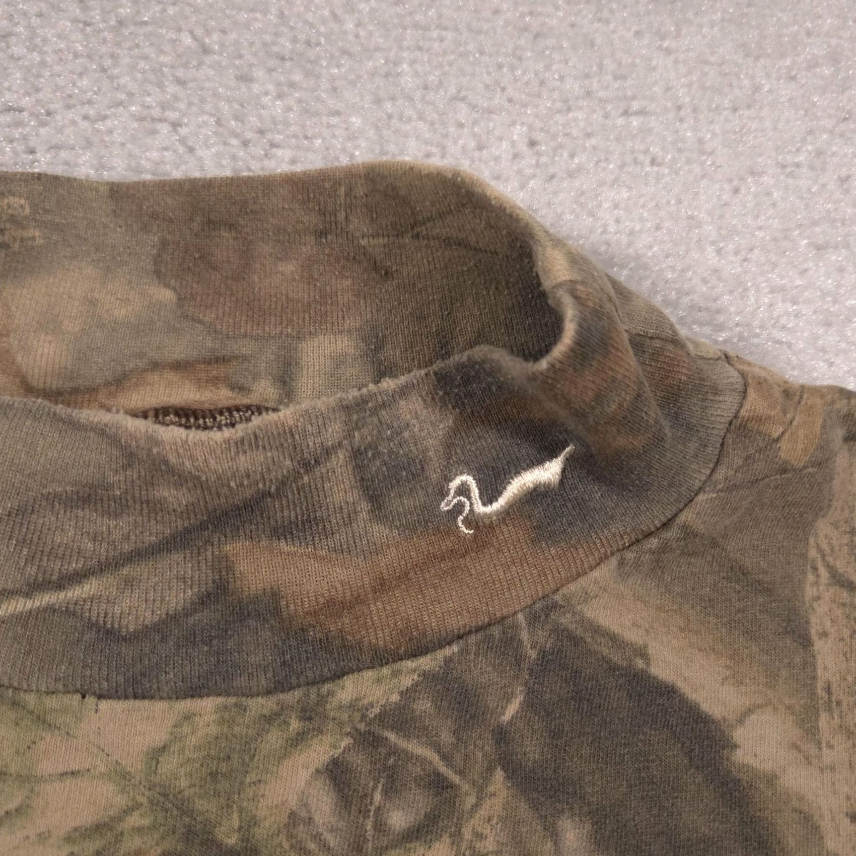 Vintage Duxbak Shirt Mens XL Long Sleeve Mock Neck Tee Hunting Advantage Timber Camo Size US XL / EU 56 / 4 - 4 Thumbnail