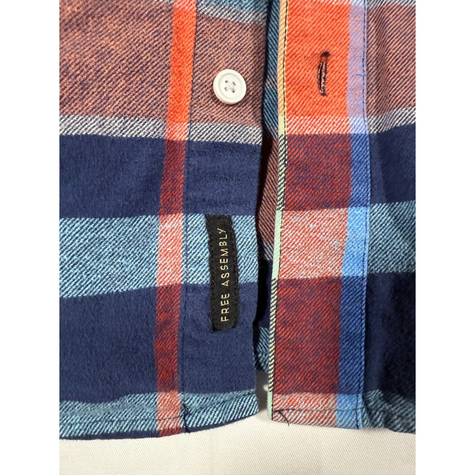 Assembly New York Free Assembly XXL Flannel Shirt Mens Multicolor Plaid Cotton Size US XXL / EU 58 / 5 - 3 Thumbnail