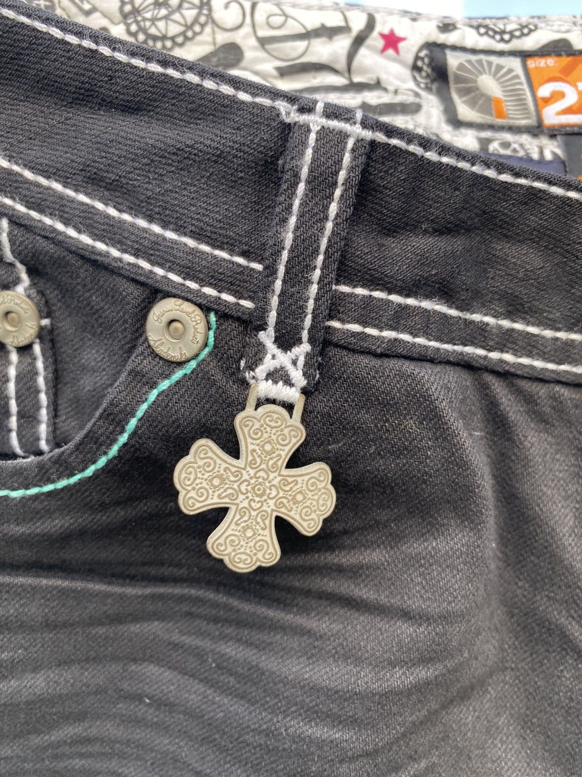 Akademiks × Vintage Y2K Akademiks Sample Jeans Rhinestones Skull Print (2007) Size 27" / US 4 / IT 40 - 6 Thumbnail