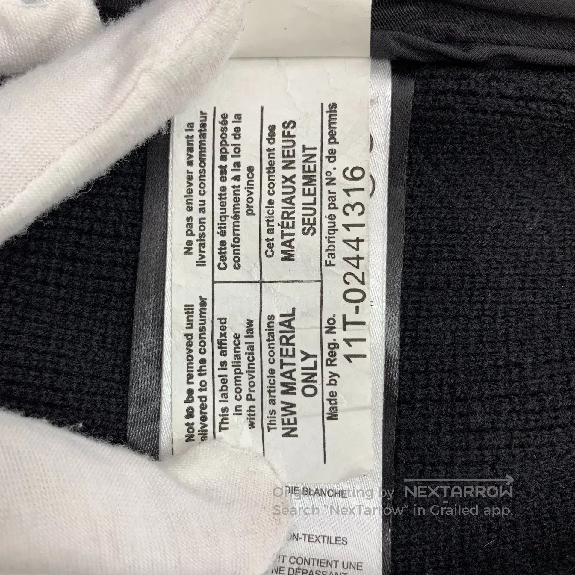 Canada Goose Canada Goose Black Logo Patch Collar Zipper Long Sleeve Kn Size US L / EU 52-54 / 3 - 8 Thumbnail