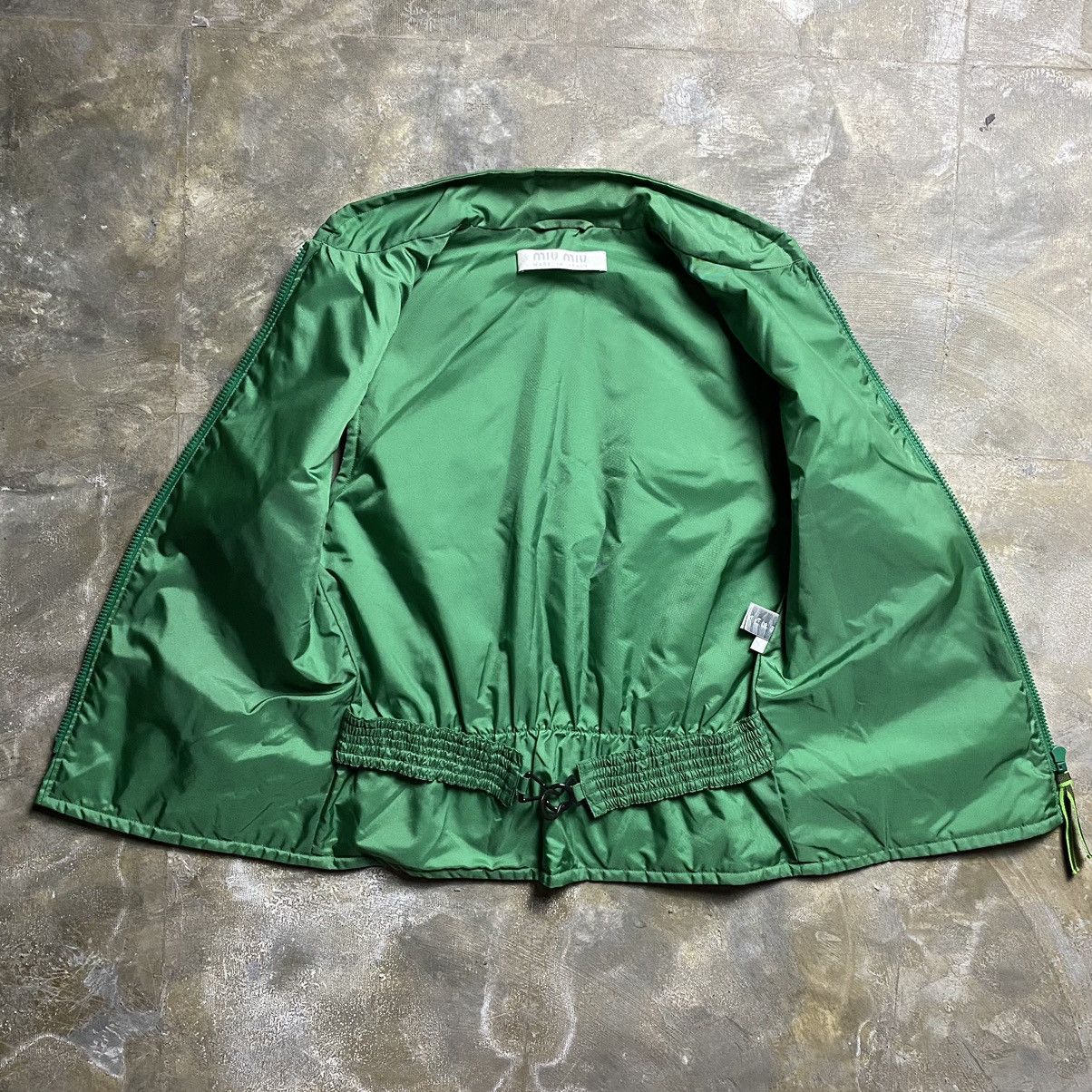 Miu Miu 99SS Utility Nylon Vest Size S / US 4 / IT 40 - 7 Thumbnail