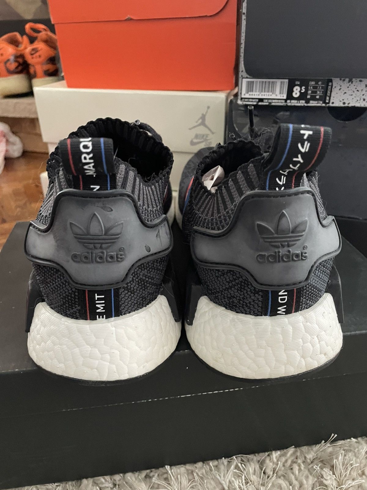 Adidas Adidas nmd Primeknit Tri color Size US 9 / EU 42 - 6 Thumbnail