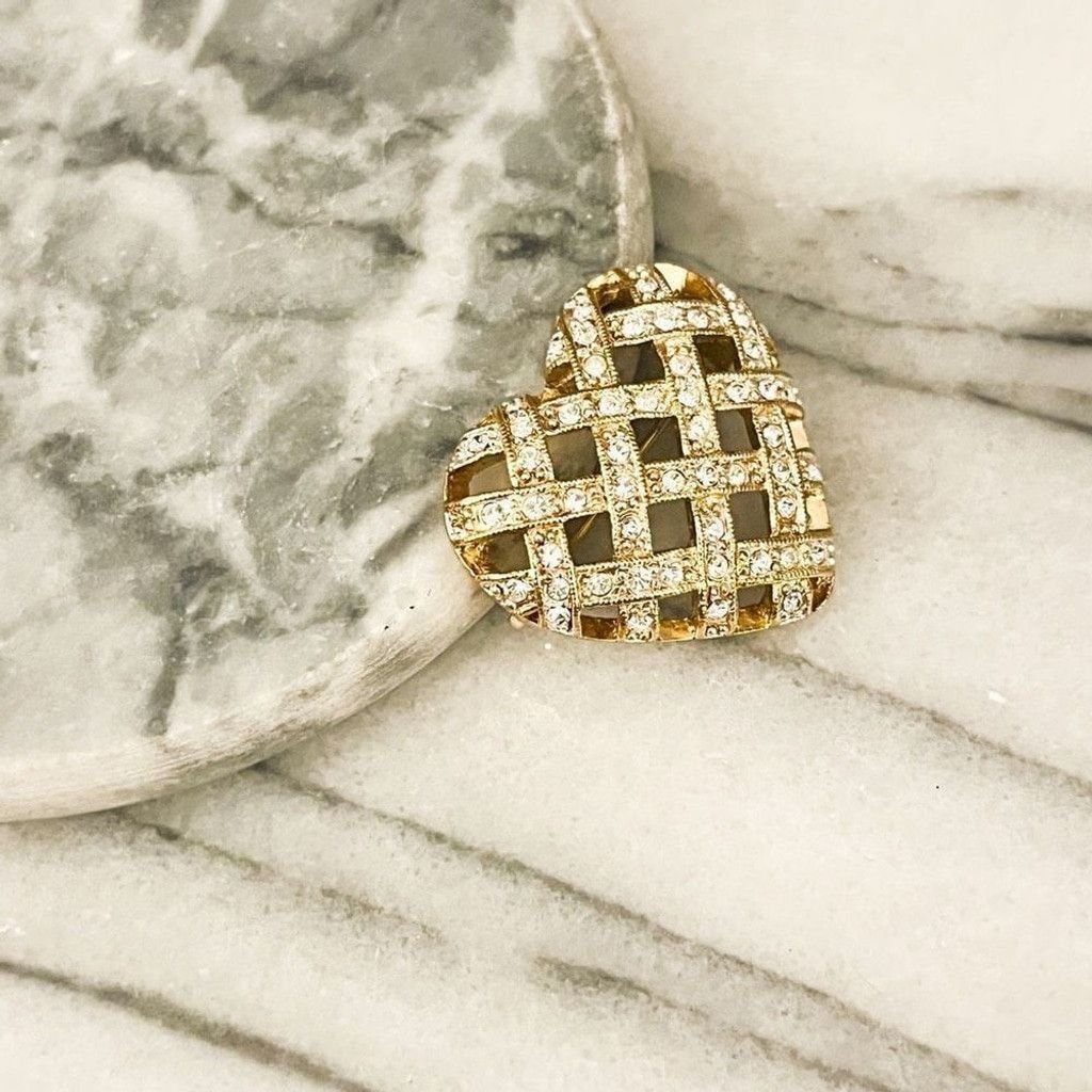 Vintage Vintage Pave Heart Brooch Basket Weave Gold Toned Metal Size ONE SIZE - 3 Thumbnail