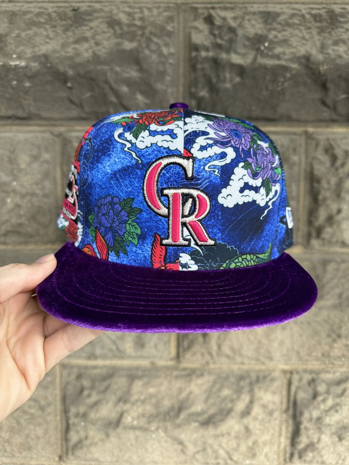 MLB × New Era × Supreme 7 1/2 Colorado Rockies 25th Anniversary Koi Pond Rockwell Size ONE SIZE - 2 Thumbnail