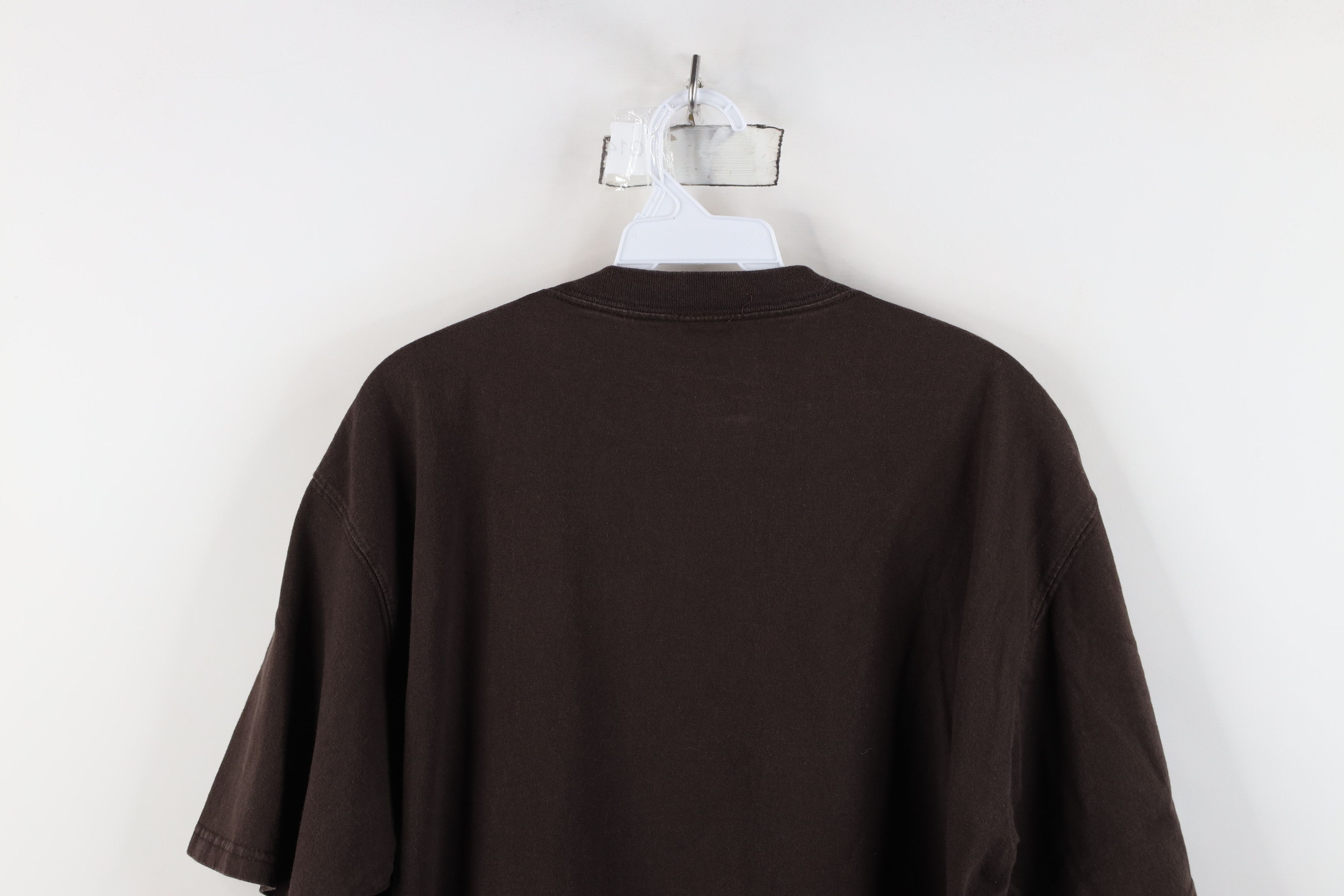 Vintage Vintage Y2K NFL Cleveland Football Helmet T-Shirt Brown Size US L / EU 52-54 / 3 - 14 Thumbnail