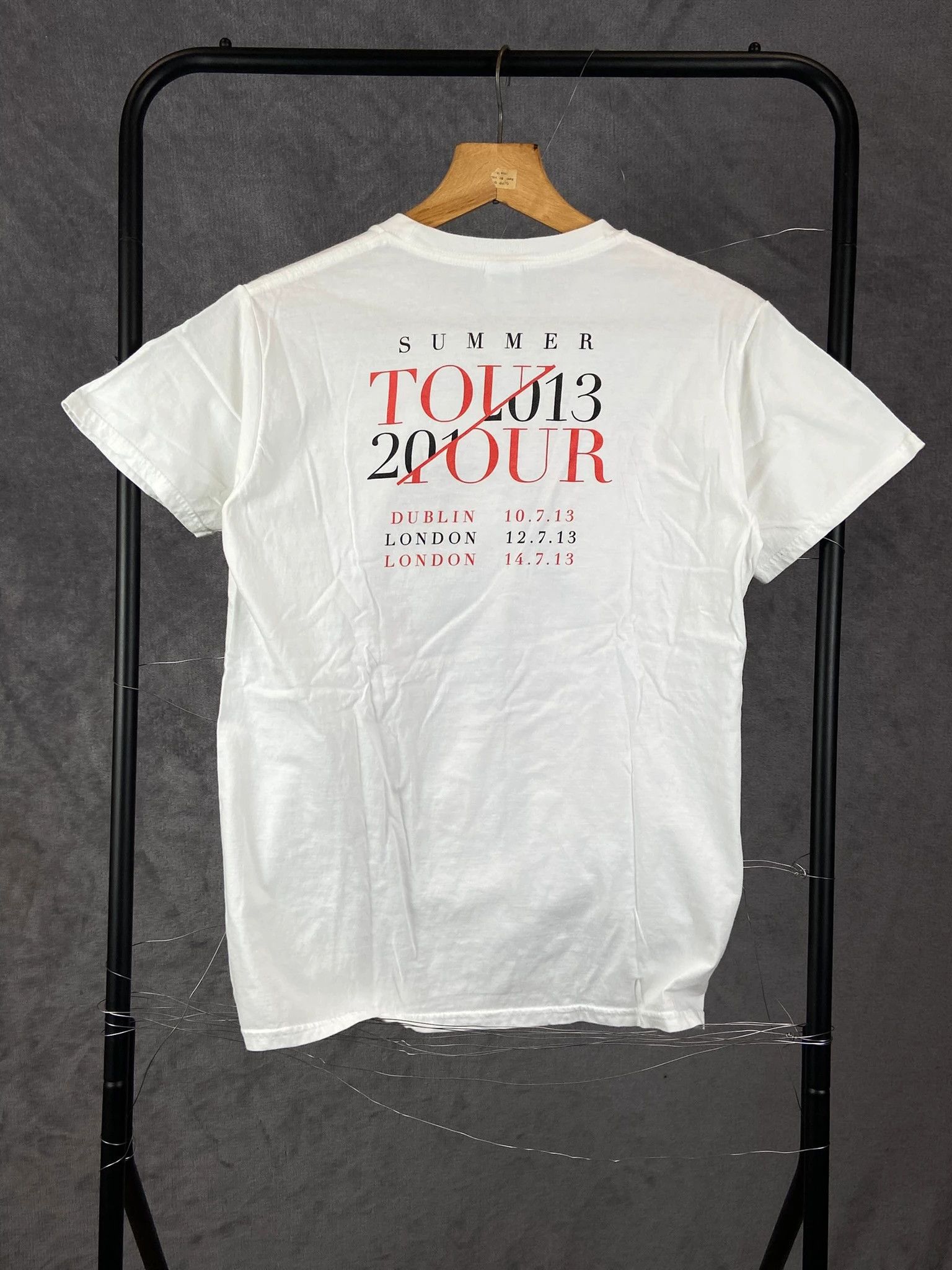 Gildan Gildan White Tee / Clean Blank Essential (M) Size US M / EU 48-50 / 2 - 4 Thumbnail